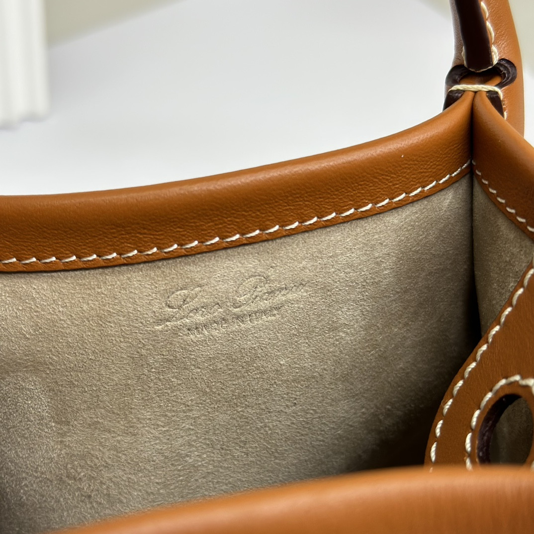 Loro Piana Micro Bale bag Smooth Calfskin FAM7943 (23*16*14cm) - Image 10