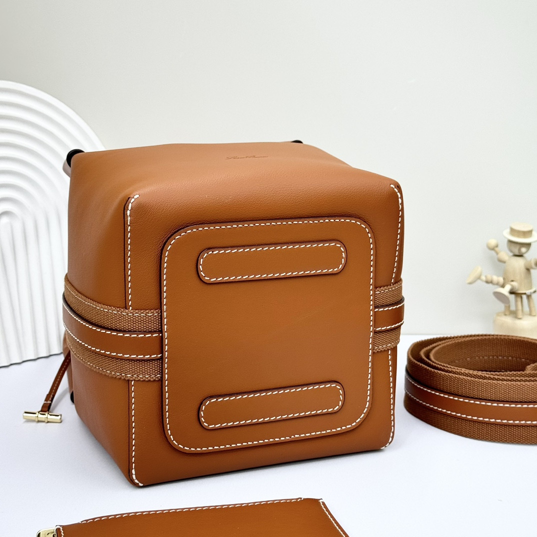 Loro Piana Small Bale Bag Smooth Calfskin(21*17*17cm) - Image 6