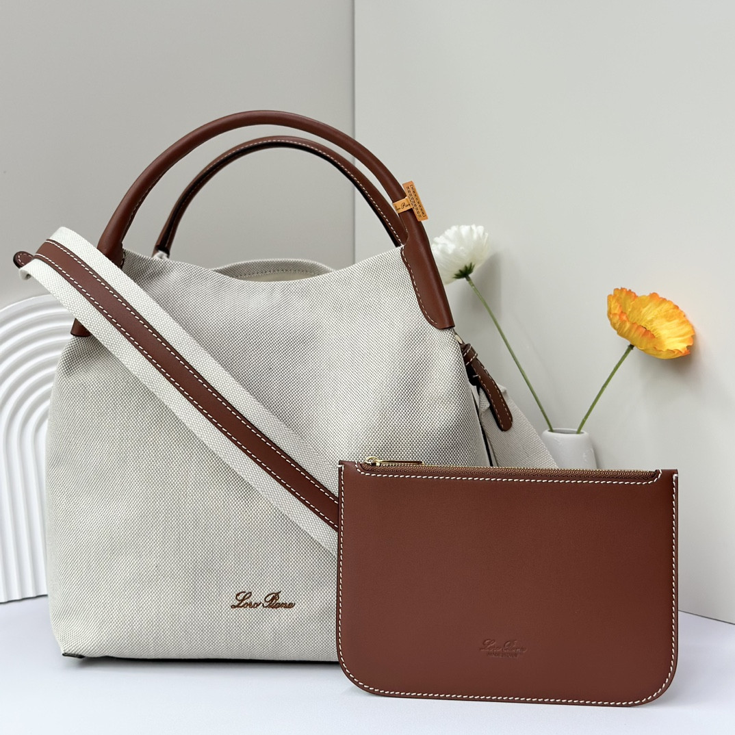 Loro Piana Large Bale Bag Cotton, Linen FAN4646 (27*24*20cm) - Image 6