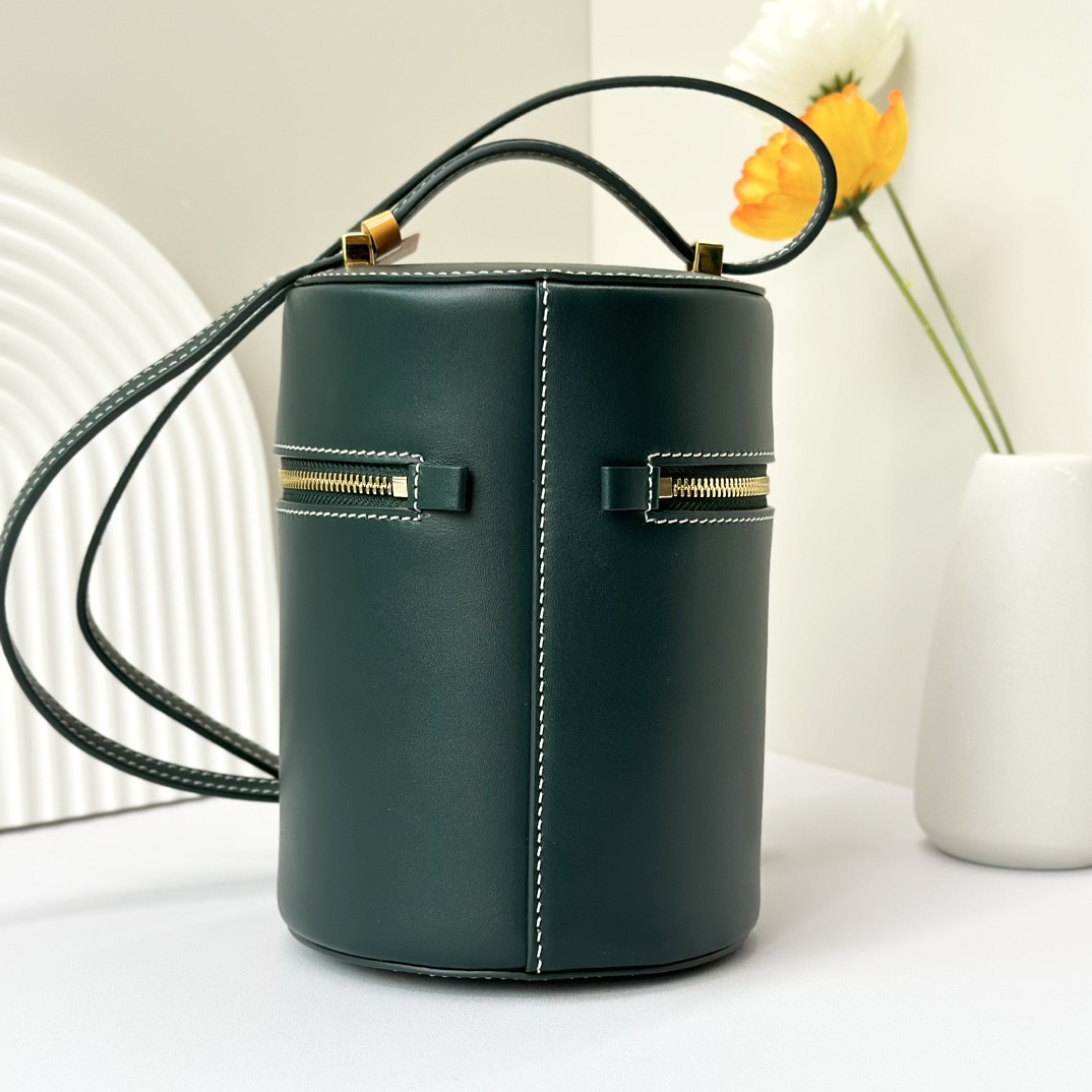 Loro Piana Extra Case Smooth Calfskin 12 x16 x12cm - Image 4