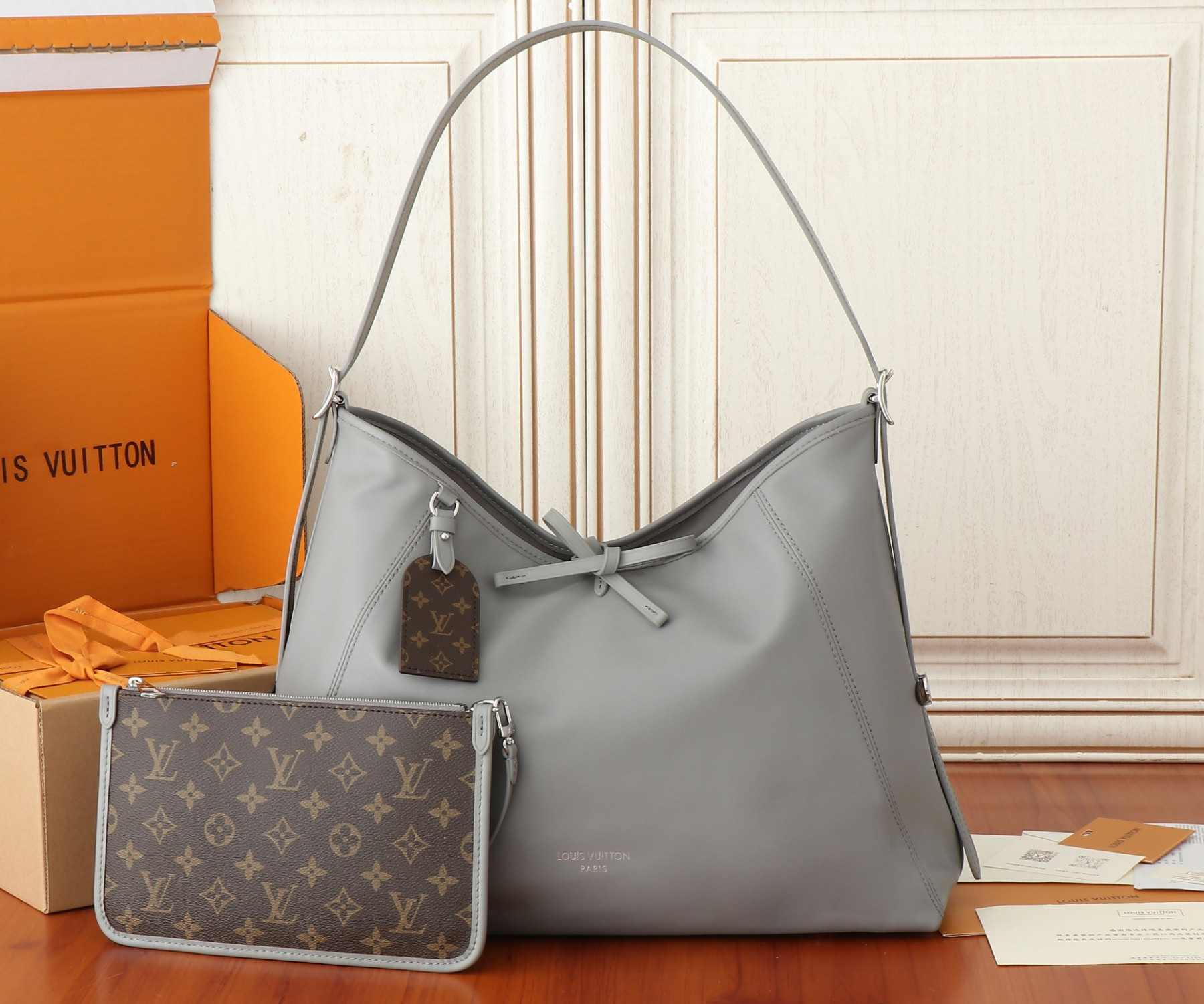 LV CarryAll Dark M12583 (39*30*15cm) - Image 2