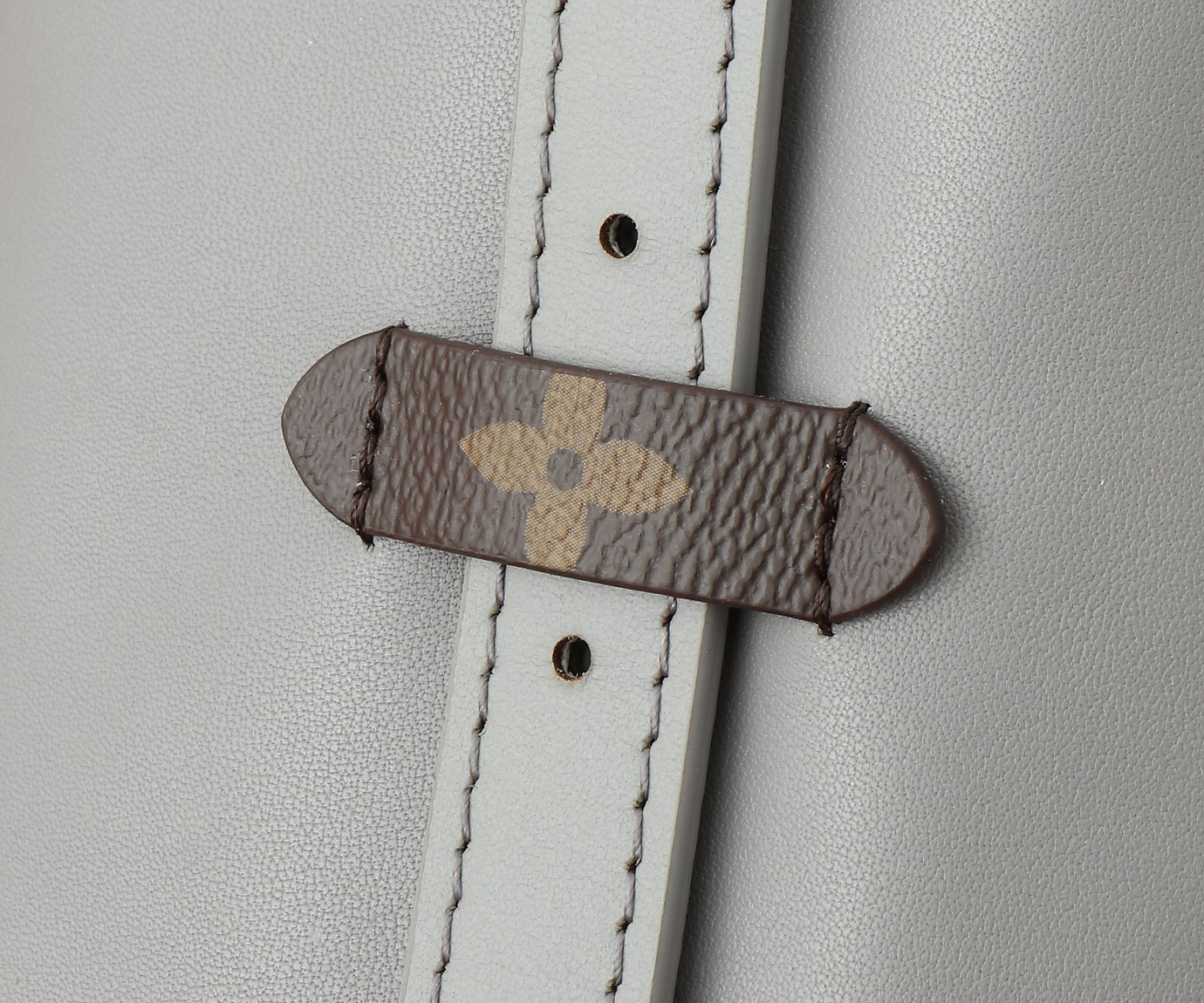 LV CarryAll Dark M12583 (39*30*15cm) - Image 11