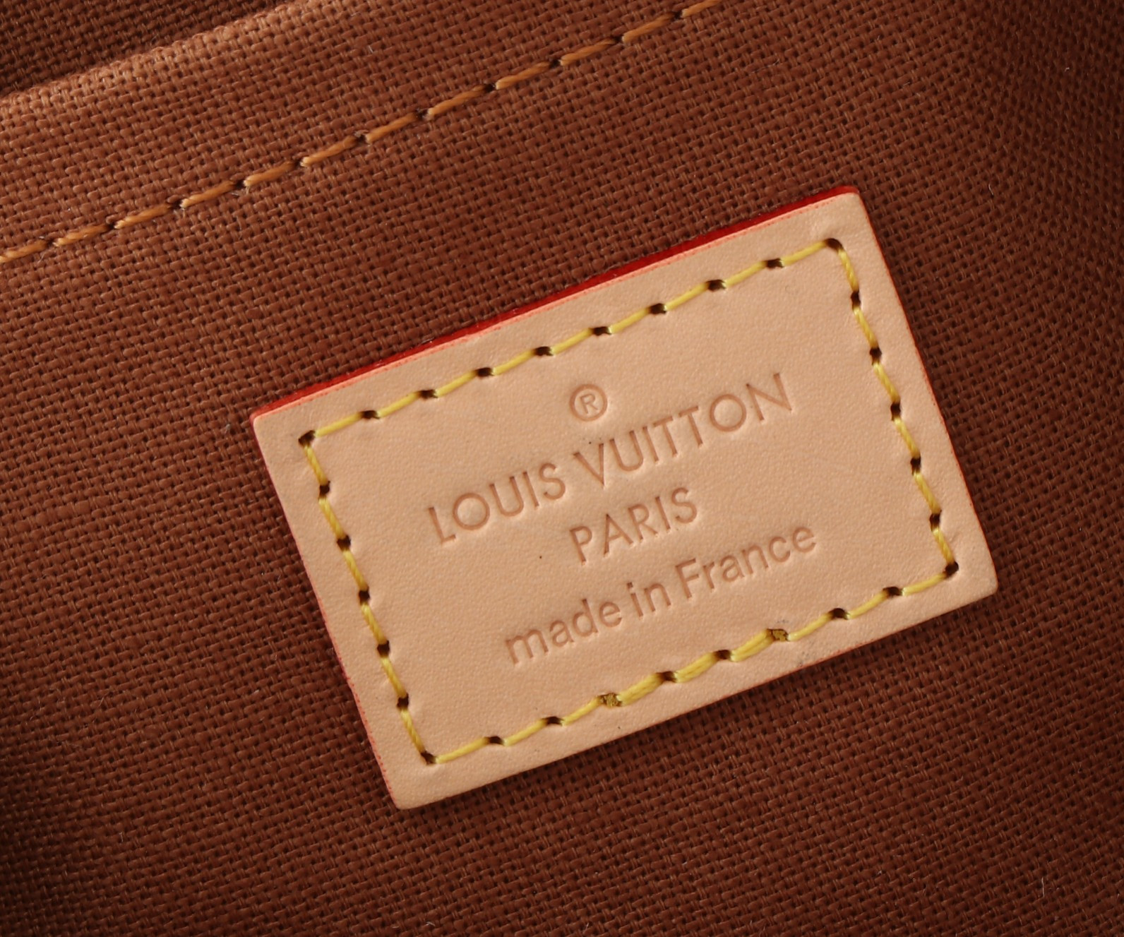 LV Speedy 18 M46970 18x12.5x11CM - Image 16