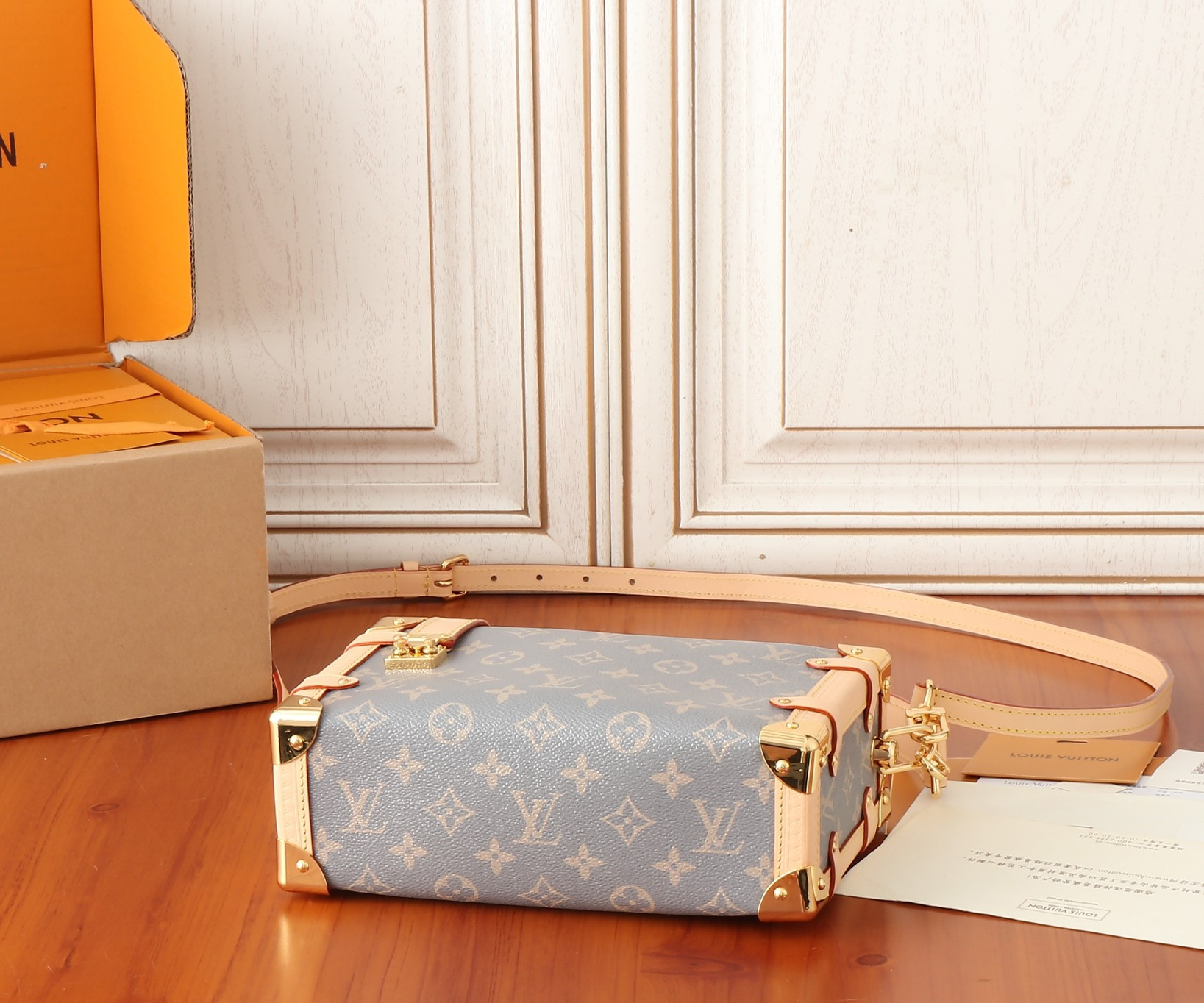 LV Side Trunk M12428 (21x14x6CM) - Image 5