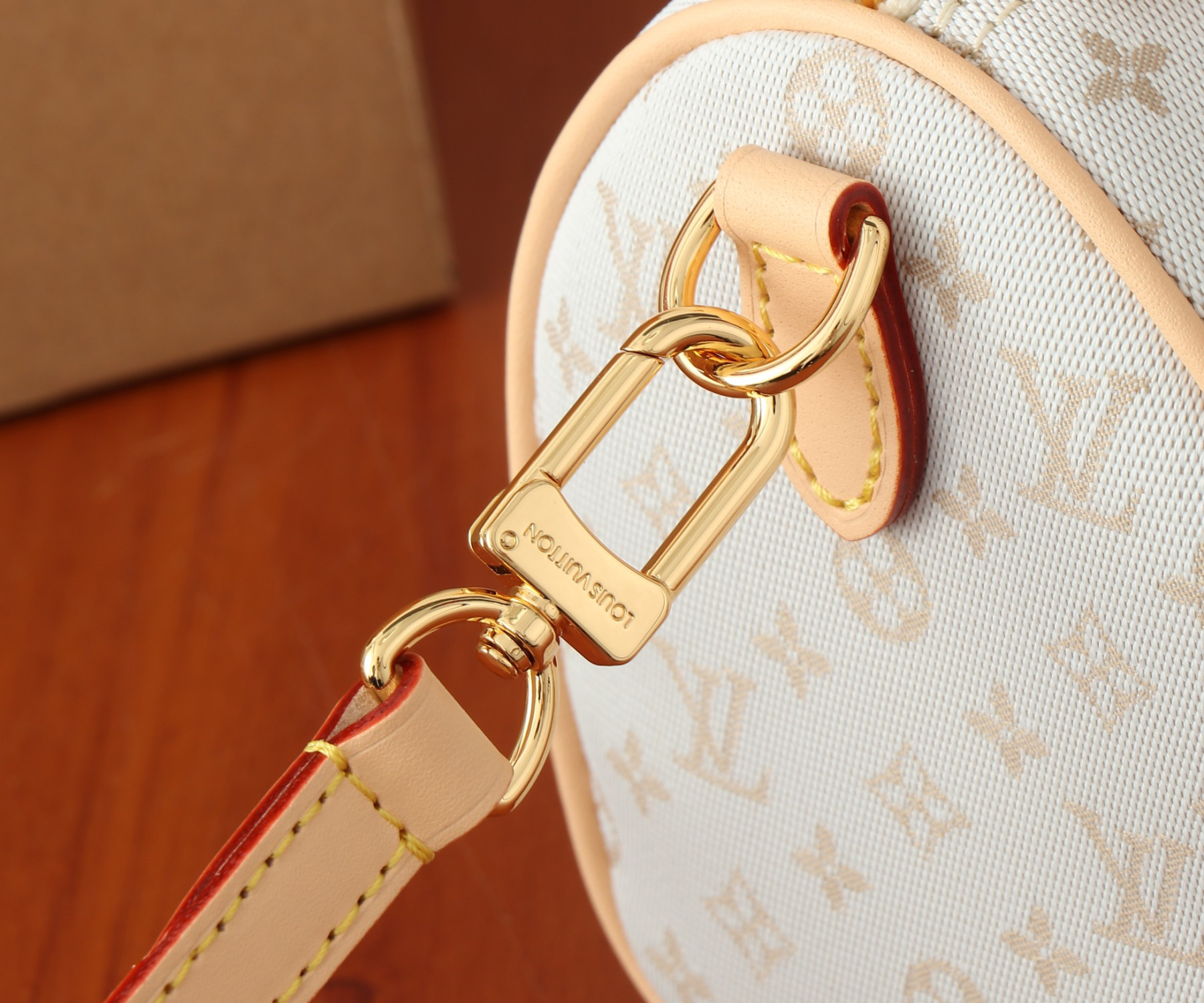 LV 24SS Speedy Bandoulière 20 M12747 20.5x13.5x12CM - Image 14