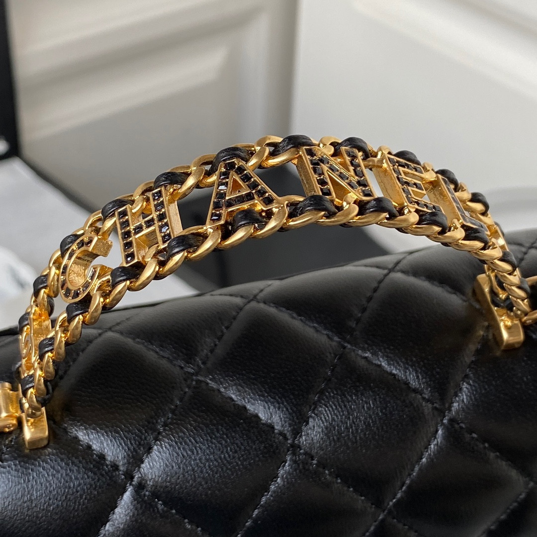 Chanel MINI CLASSIC HANDBAG WITH TOP HANDLE 12 × 20 × 6 CM - Image 6