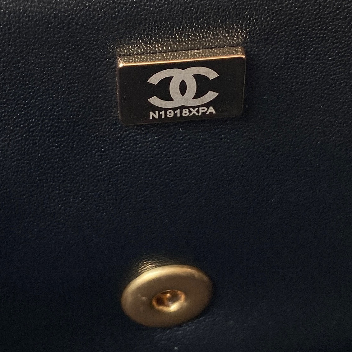 Chanel MINI CLASSIC HANDBAG WITH TOP HANDLE 12 × 20 × 6 CM - Image 8