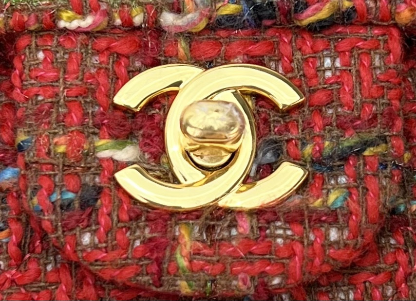 Chanel Classic Flap Bag 25cm - Image 5