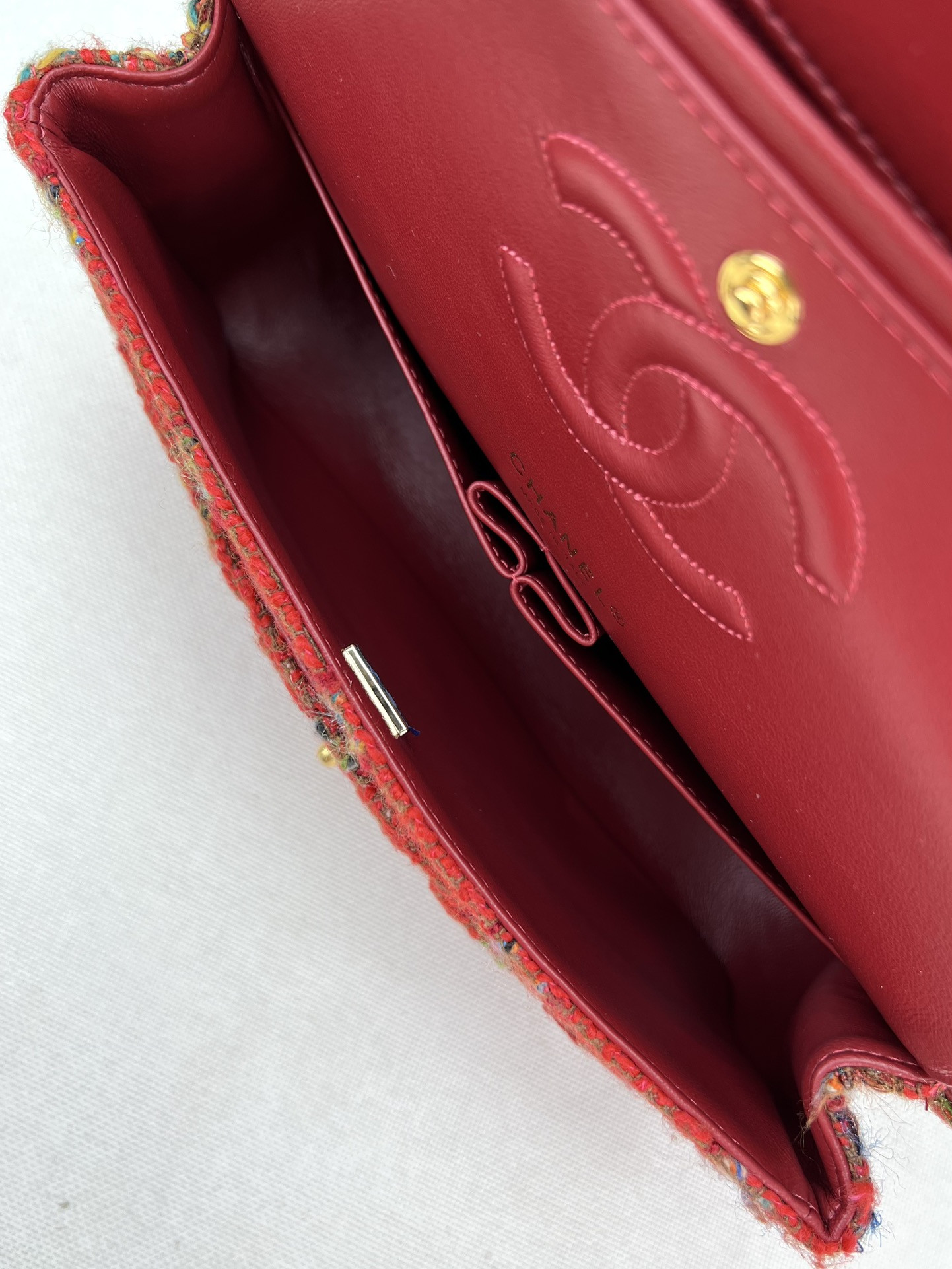 Chanel Classic Flap Bag 25cm - Image 8