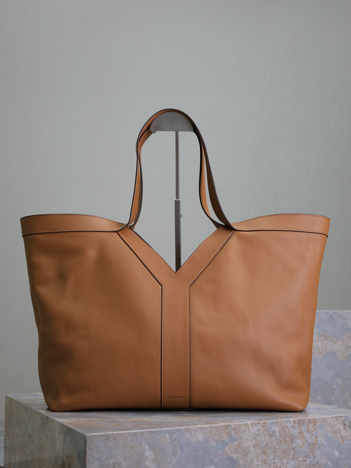 YSL WHY TOTE 38 39x34x22cm