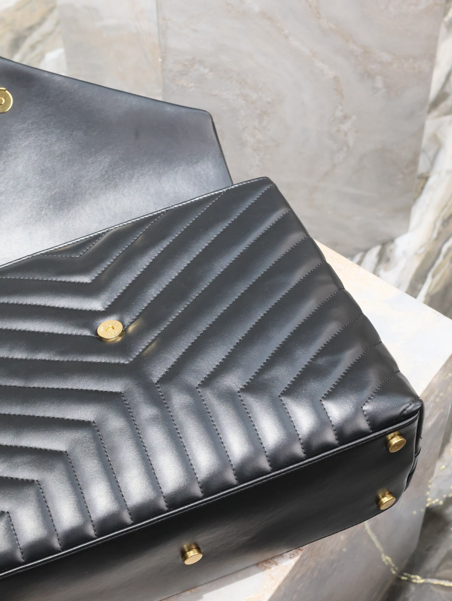 YSL LouLou 36*27*14cm - Image 8