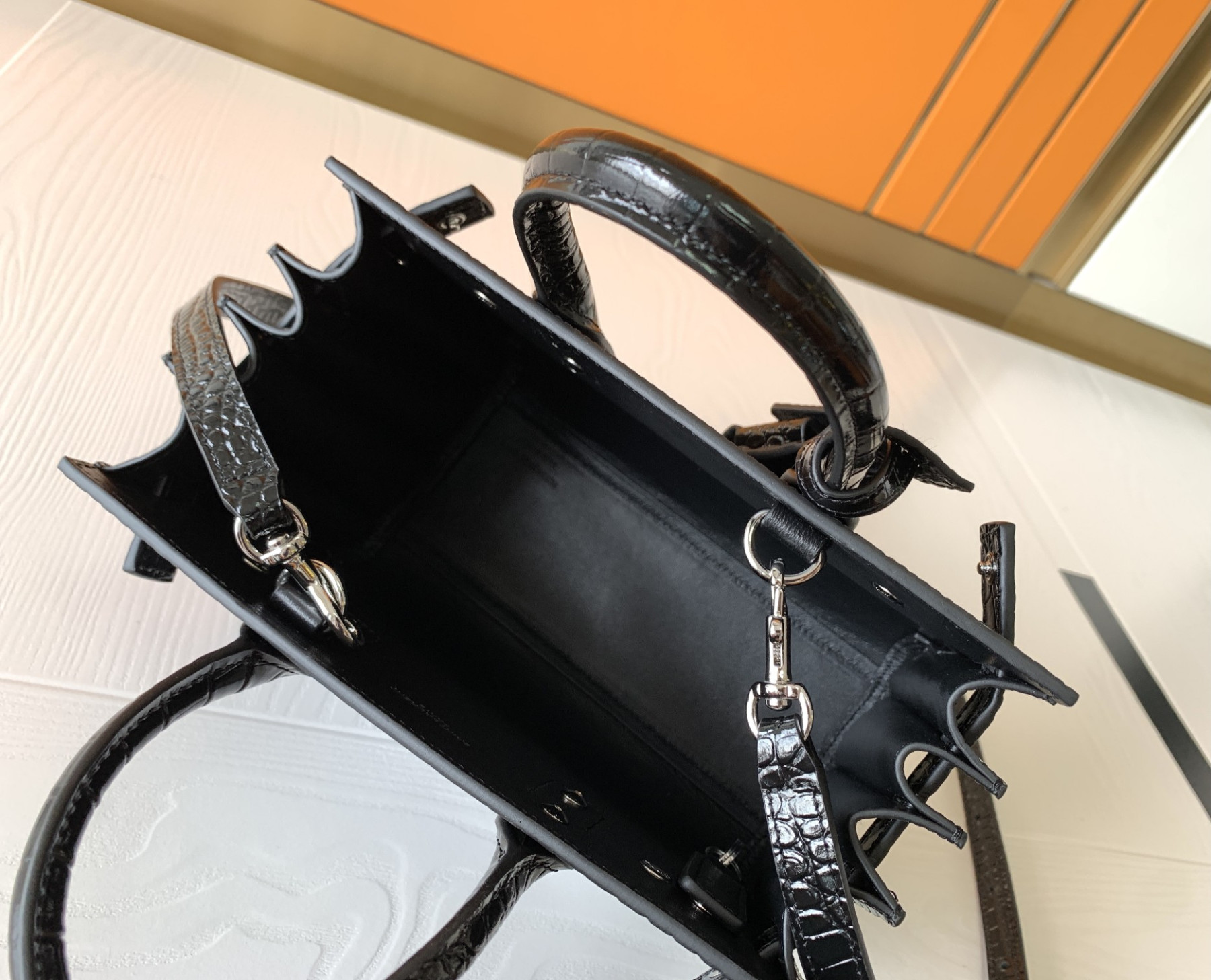 YSL SAC DE JOUR IN CROCODILE EMBOSSED LEATHER - NANO 22x18x10.5cm - Image 8