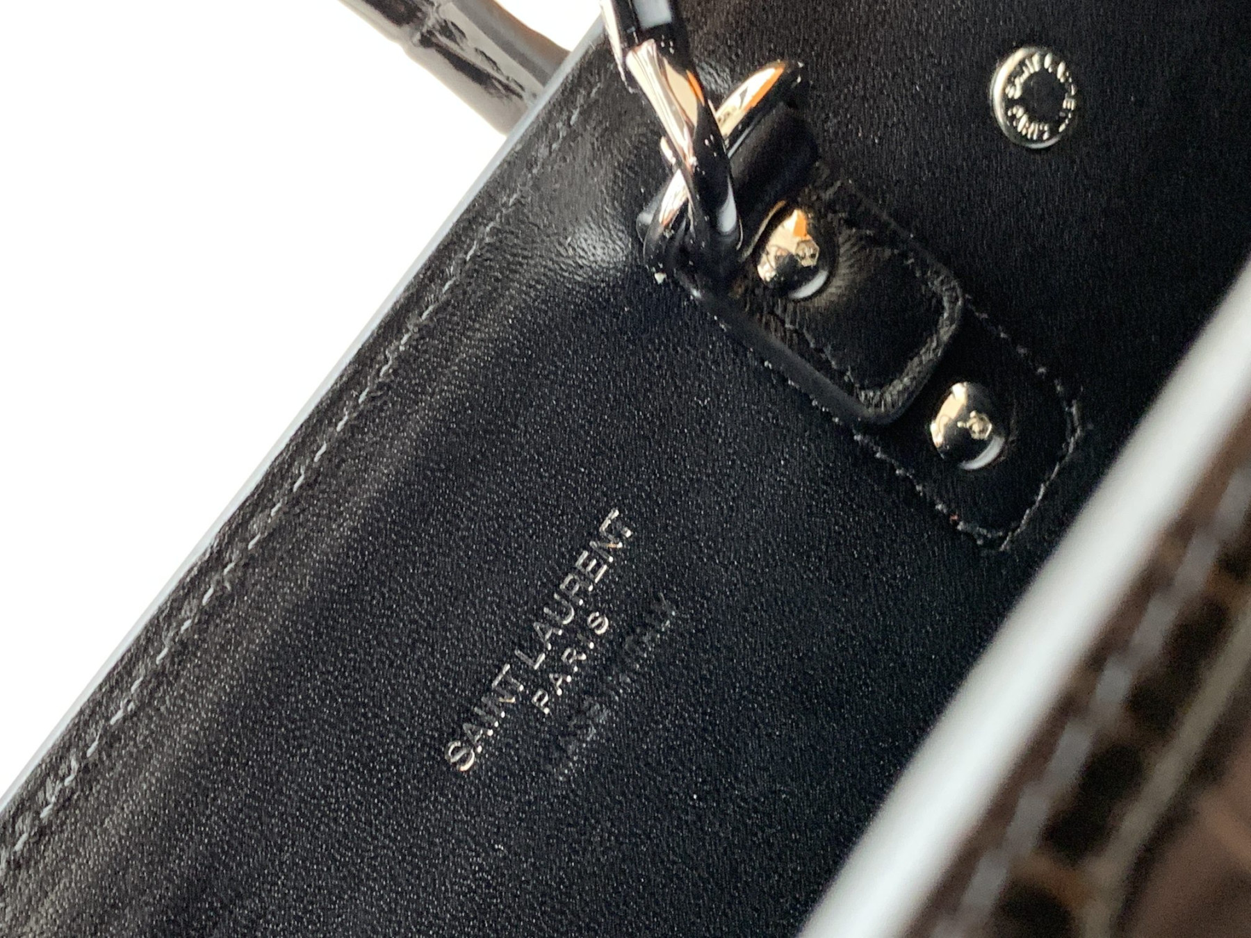 YSL SAC DE JOUR IN CROCODILE EMBOSSED LEATHER - NANO 22x18x10.5cm - Image 9