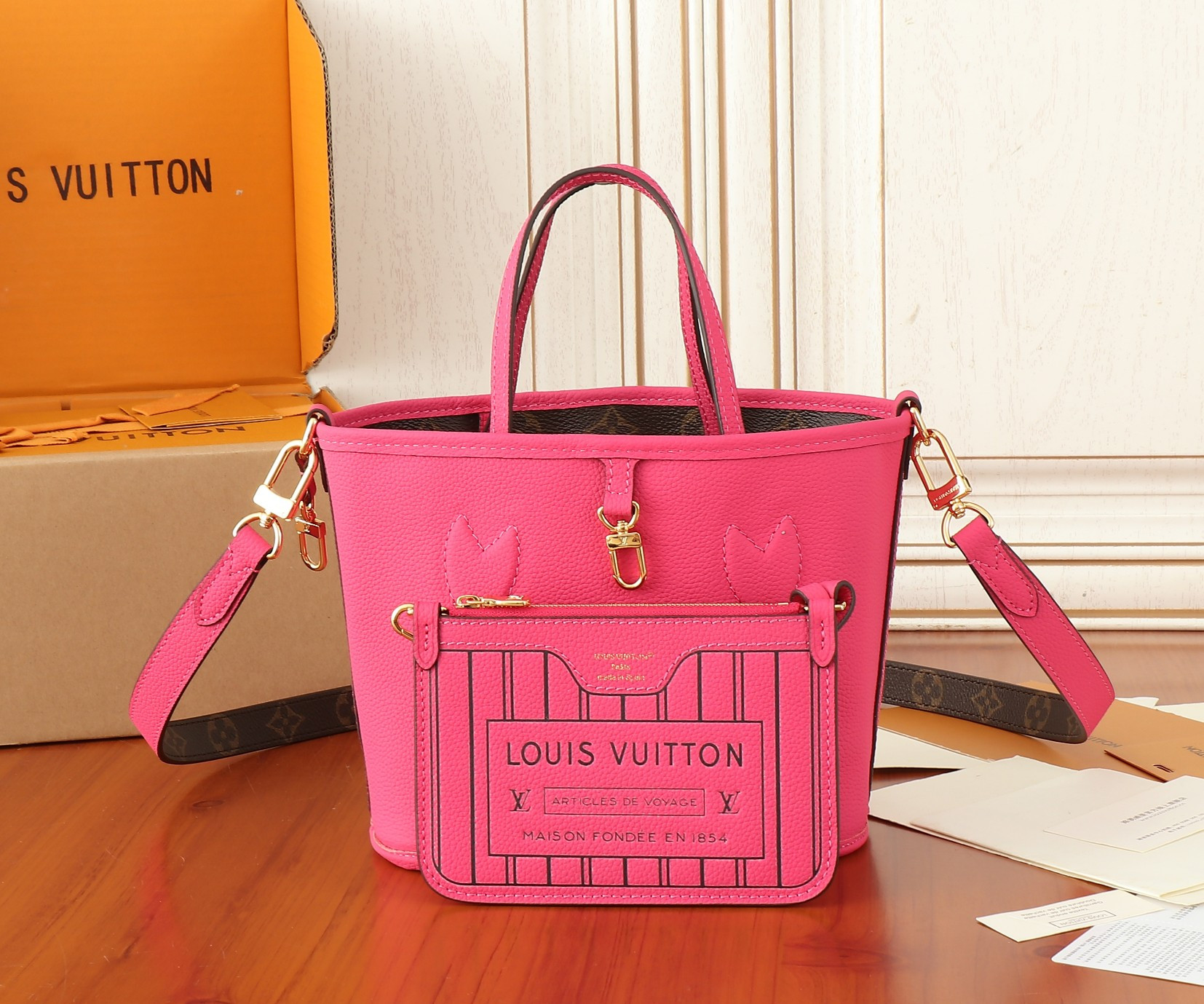 LV Neverfull Bandoulière Inside Out BB M12106 24x14x9cm - Image 3