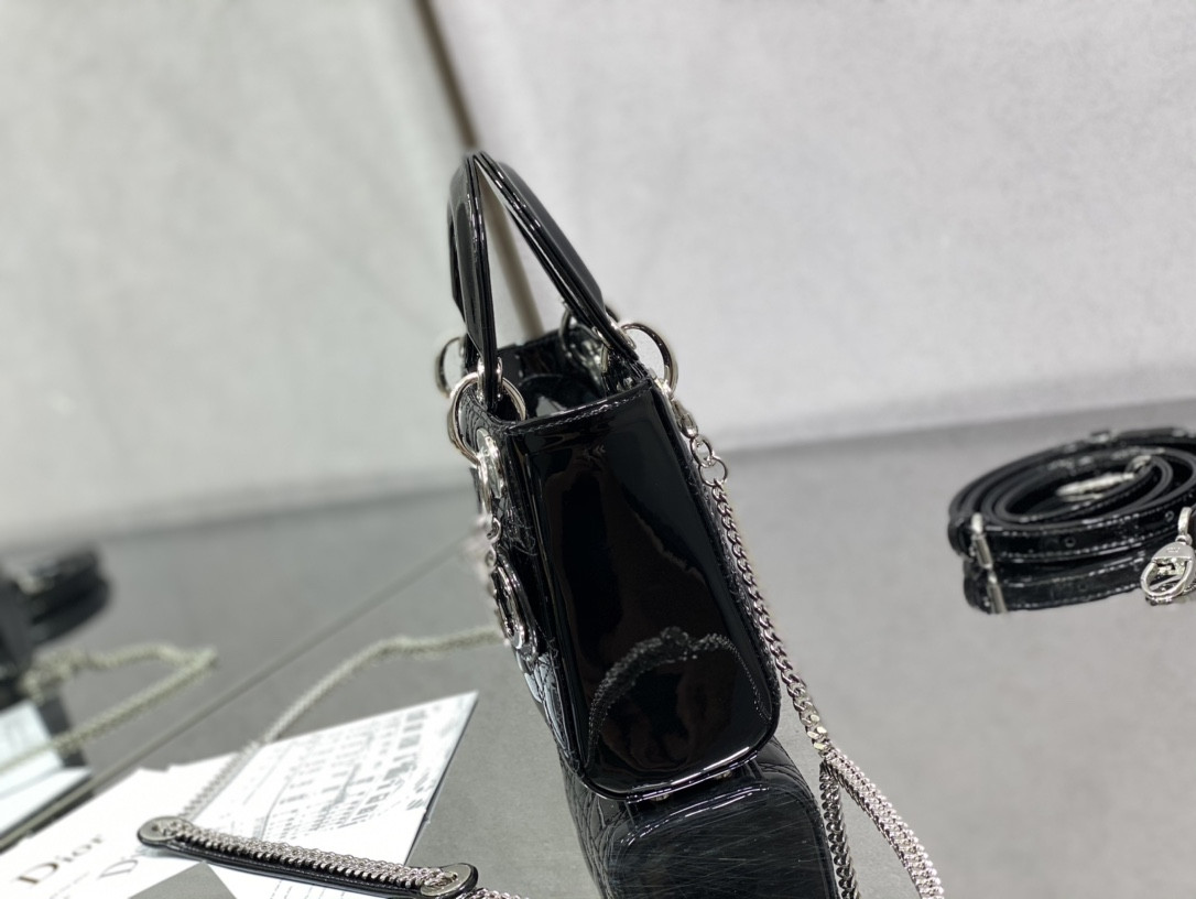 Mini Lady Dior Bag Patent Cannage Calfskin 17 x 15 x 7 cm - Image 6