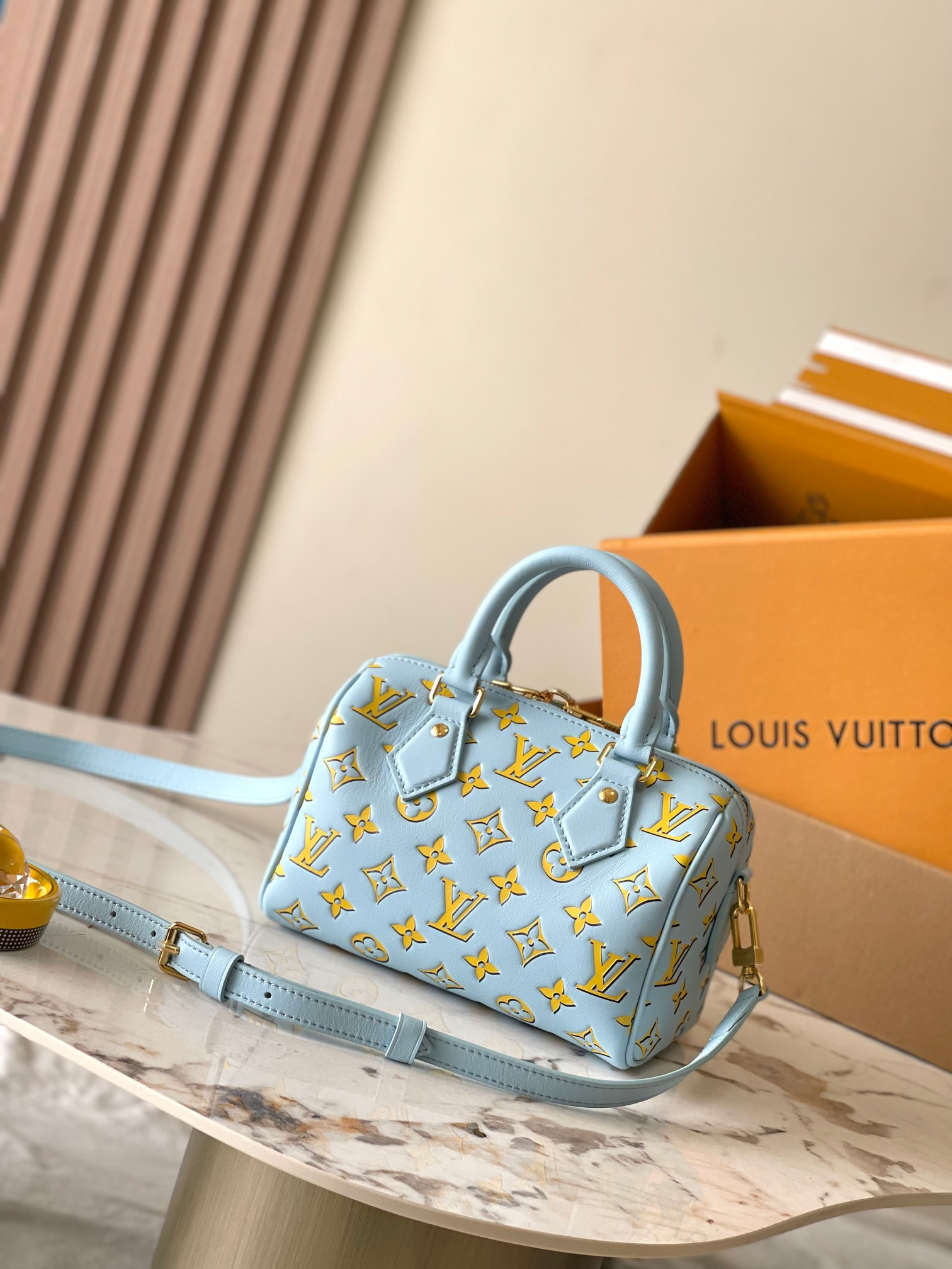 LV Speedy Bandoulière 20 M25454 20x15x12.5cm - Image 4