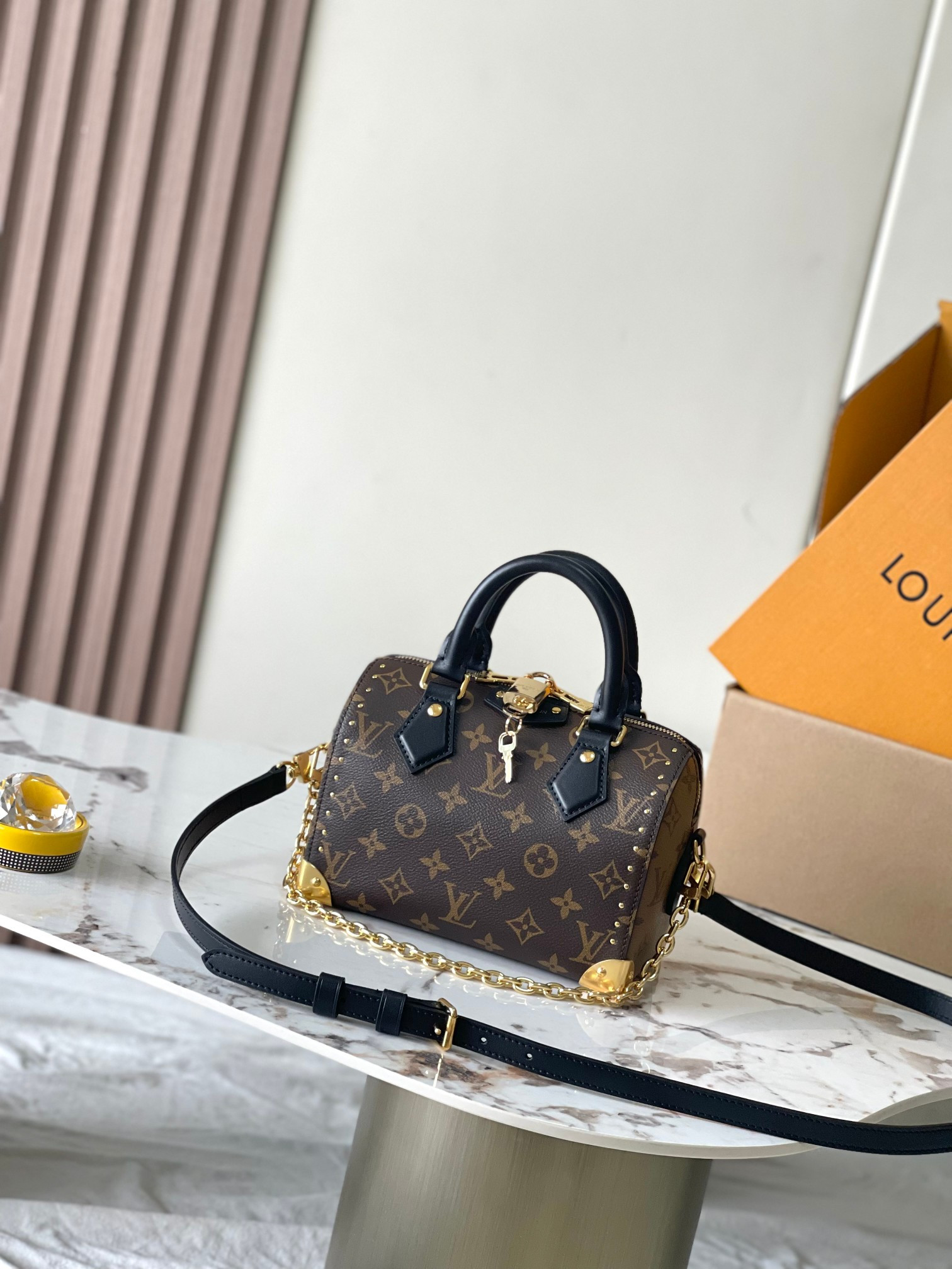 LV Speedy Trunk 20 M13146 (21*16*11cm) - Image 2