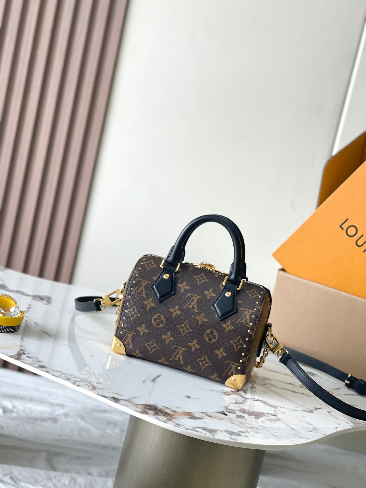 LV Speedy Trunk 20 M13146 (21*16*11cm) - Image 4