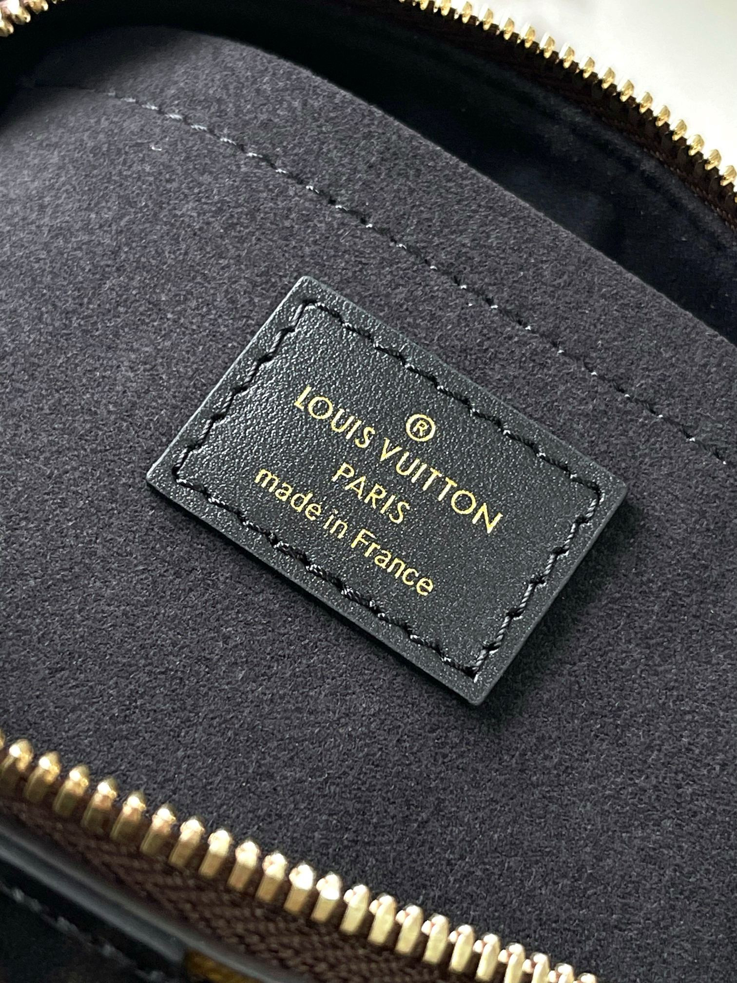 LV Speedy Trunk 20 M13146 (21*16*11cm) - Image 10