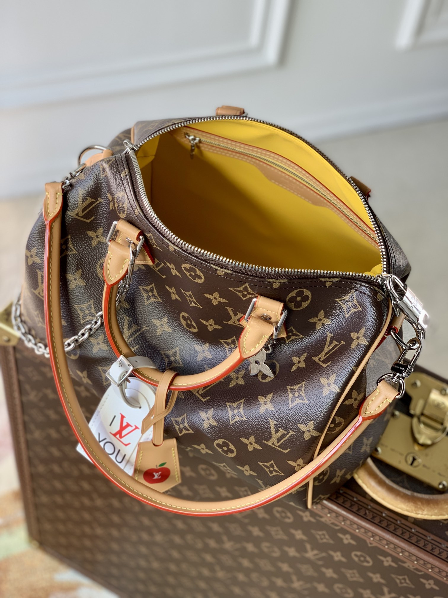 LV 57TH Speedy NYC Soft 30 M12803 (30*21*17cm) - Image 10