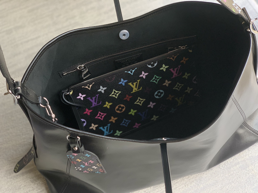 LV CarryAll Dark M13105 (39*30*15cm) - Image 10