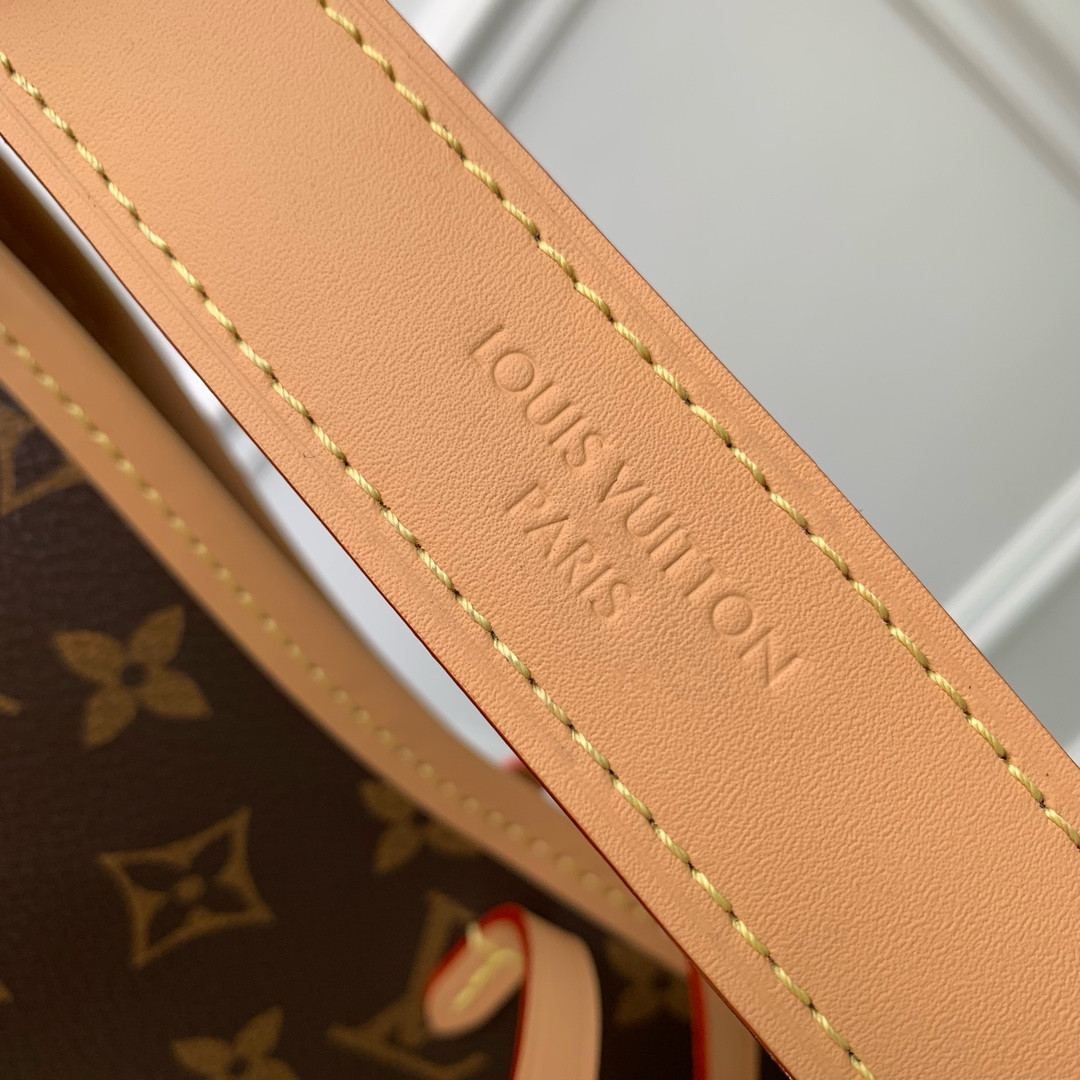 LV CarryAll BB M13014 26x17x10cm - Image 8