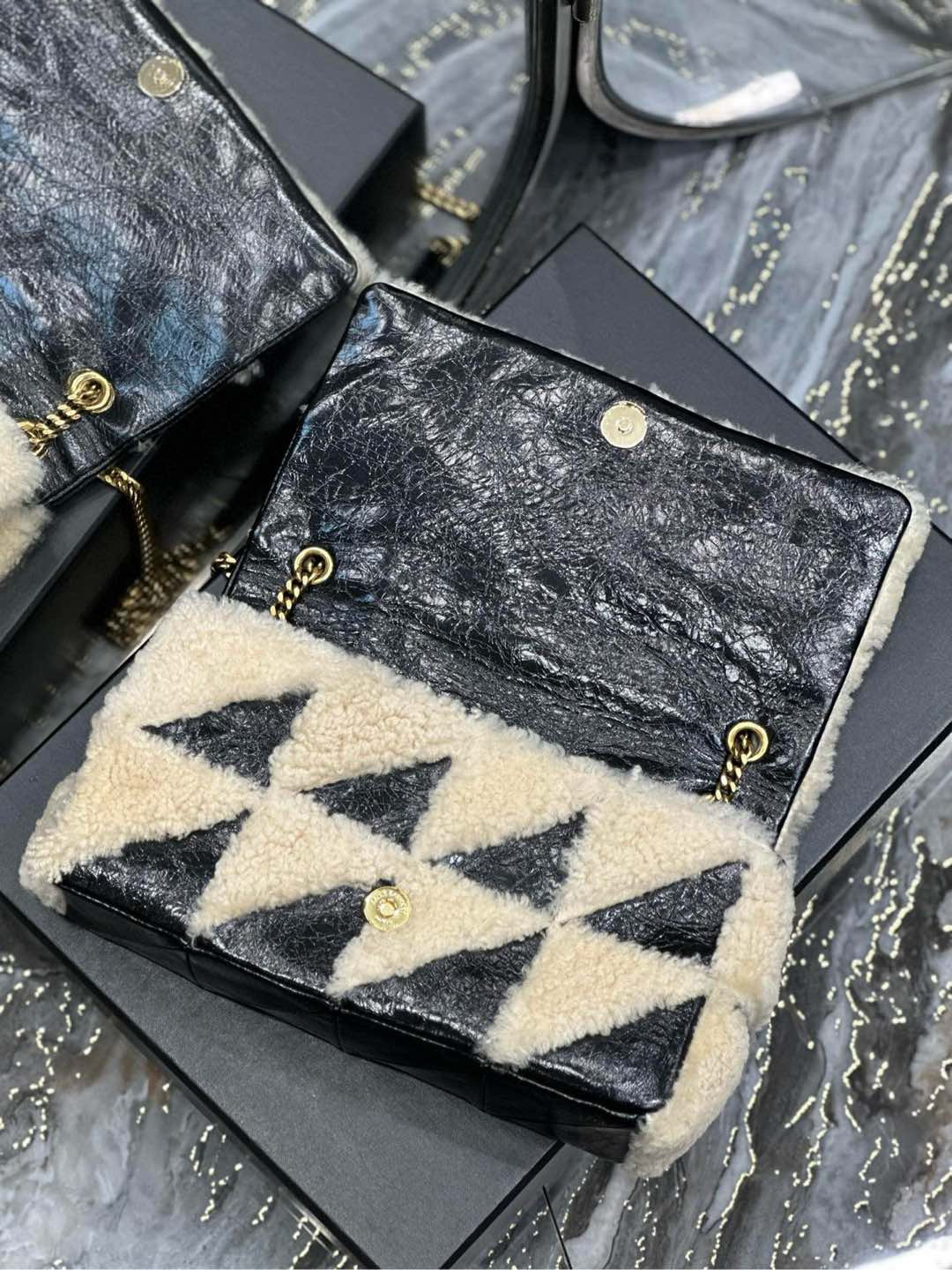 YSL Jamie Medium 25*15*7.5cm - Image 9