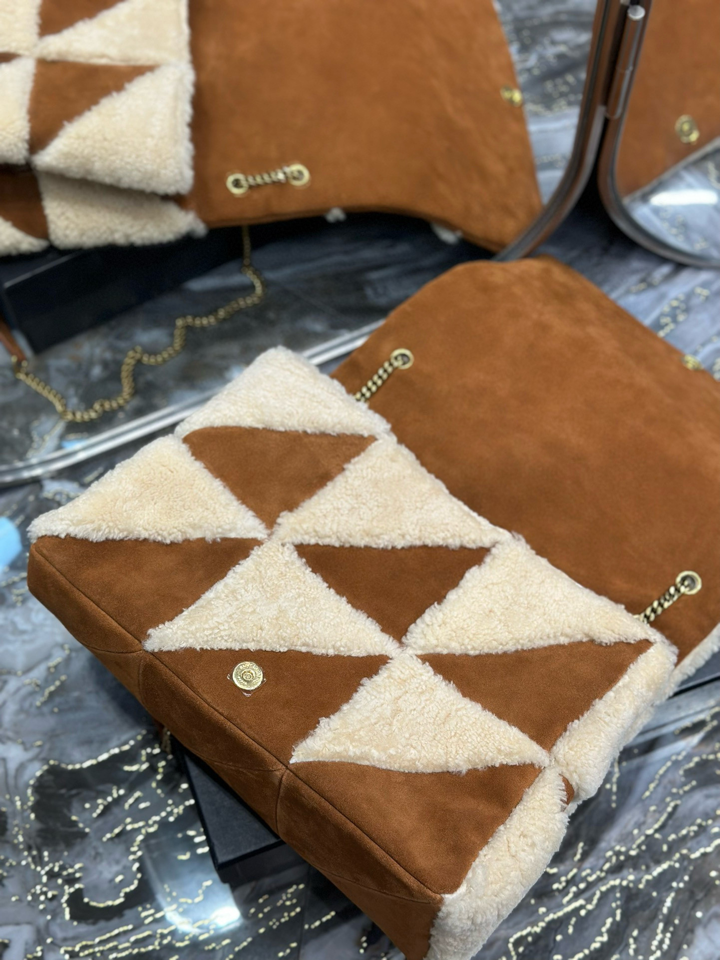 YSL Jamie Large in Suede and Shearling 38*26*12cm - Image 9