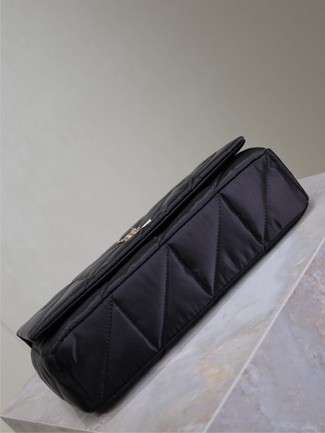 YSL Jamie Medium in Nylon 25x15x7.5cm - Image 8