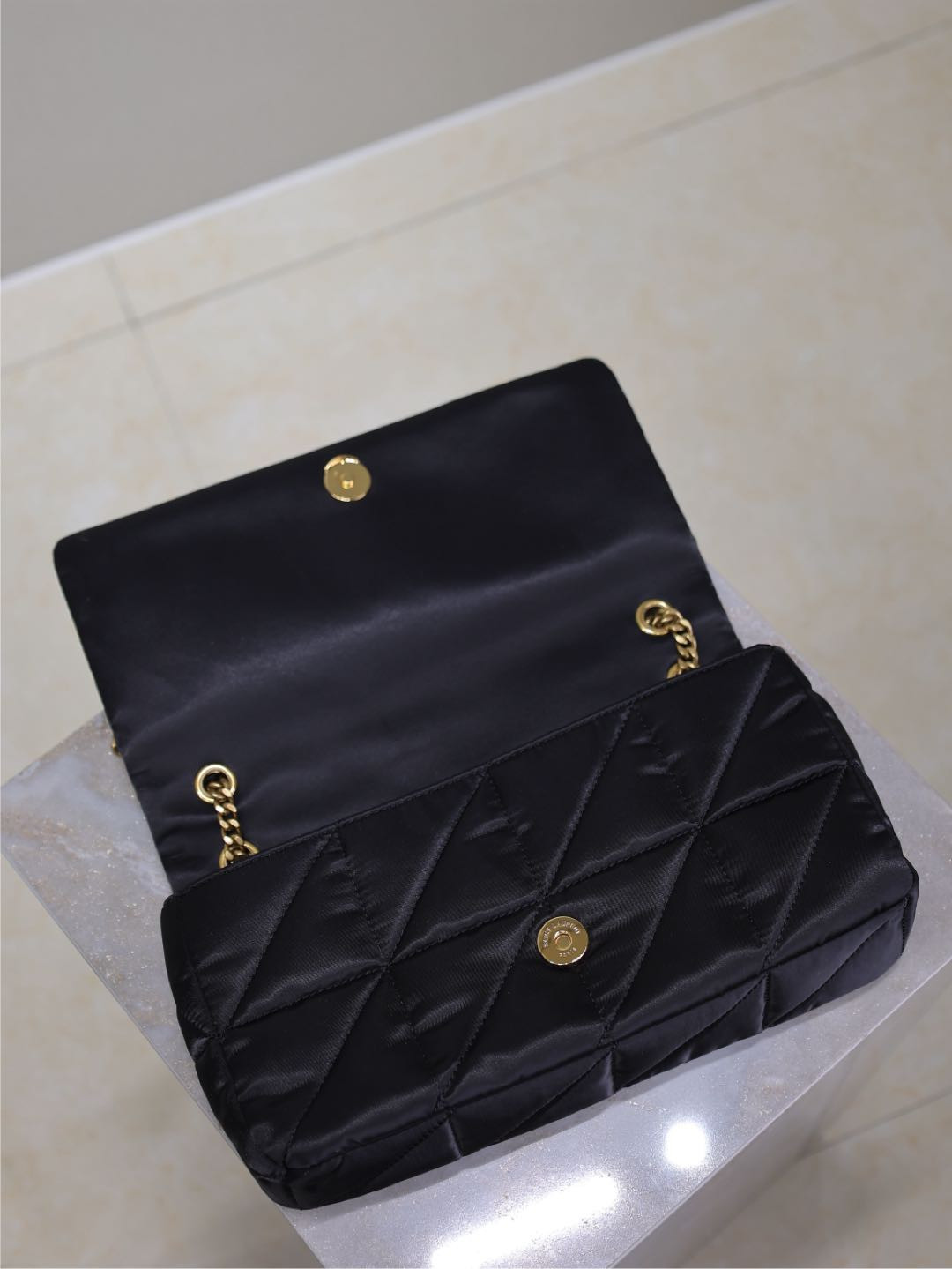 YSL Jamie Medium in Nylon 25x15x7.5cm - Image 9