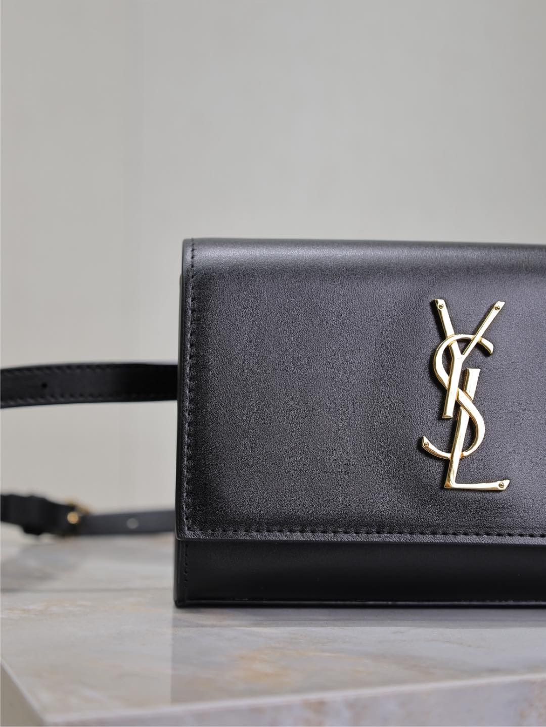 YSL kate belt bag in grain de poudre-embossed leather 18x12x4.5cm - Image 4