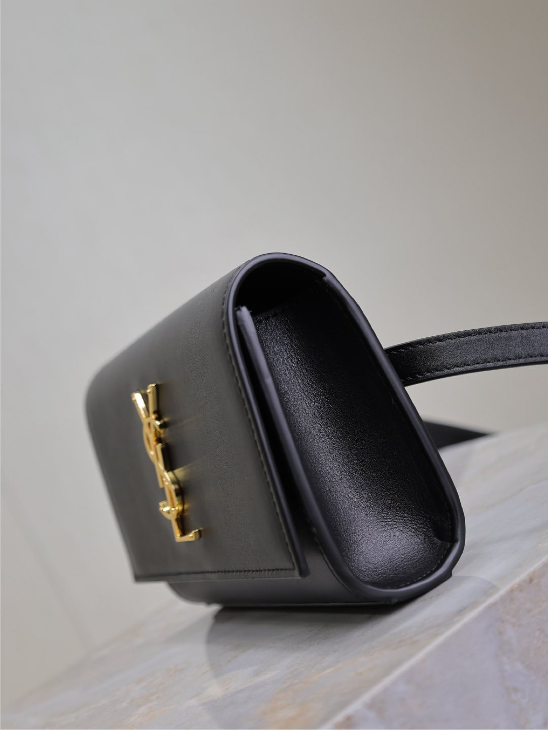 YSL kate belt bag in grain de poudre-embossed leather 18x12x4.5cm - Image 6