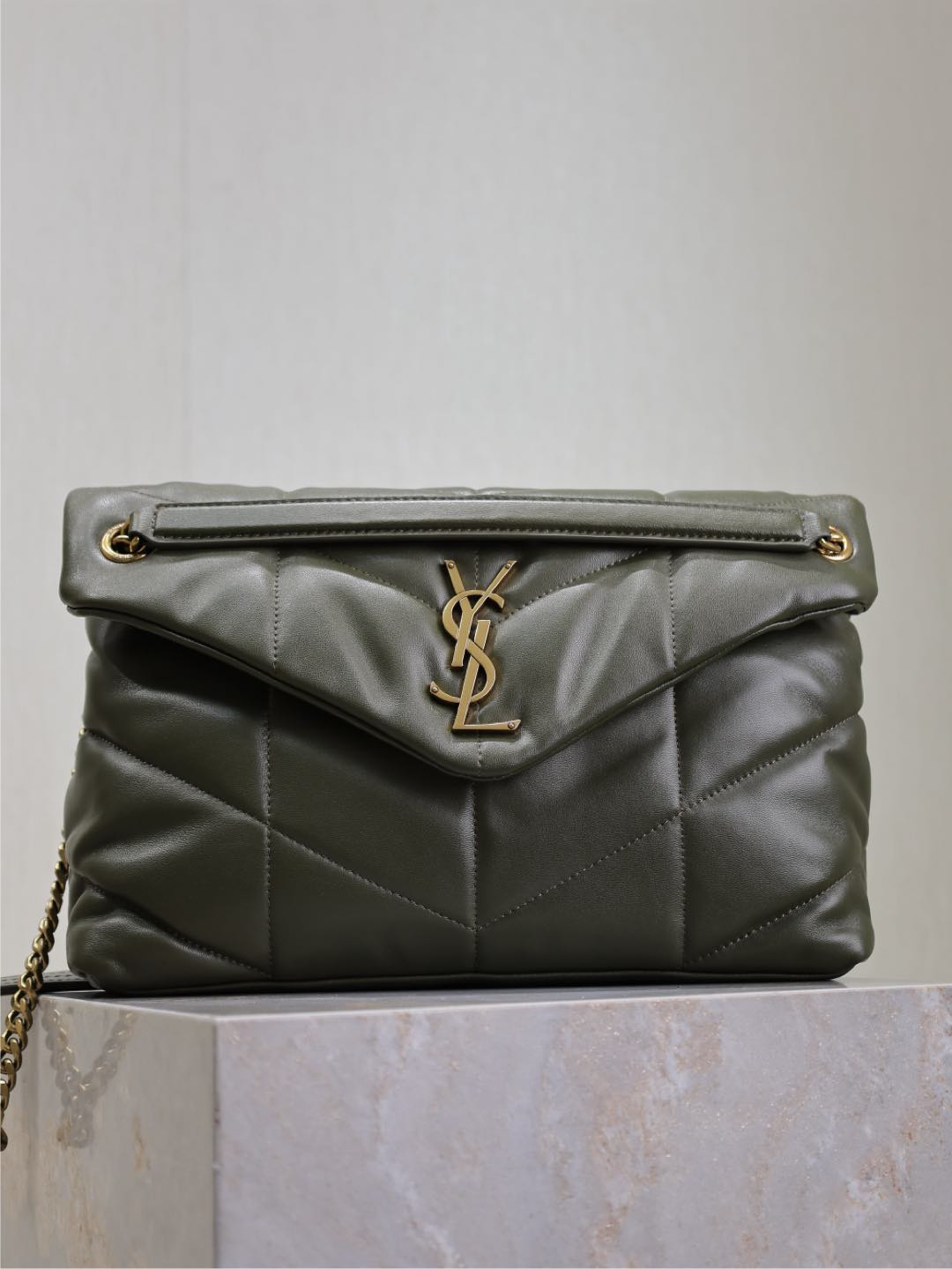 YSL LOULOU PUFFER MEDIUM IN NAPPA LEATHER 35x23x13.5cm - Image 2