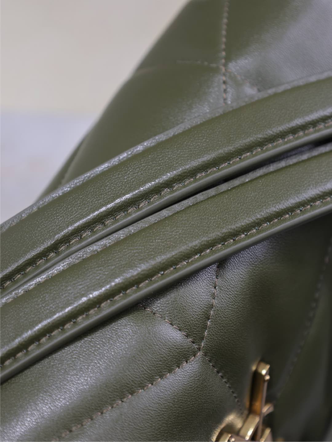 YSL LOULOU PUFFER MEDIUM IN NAPPA LEATHER 35x23x13.5cm - Image 7