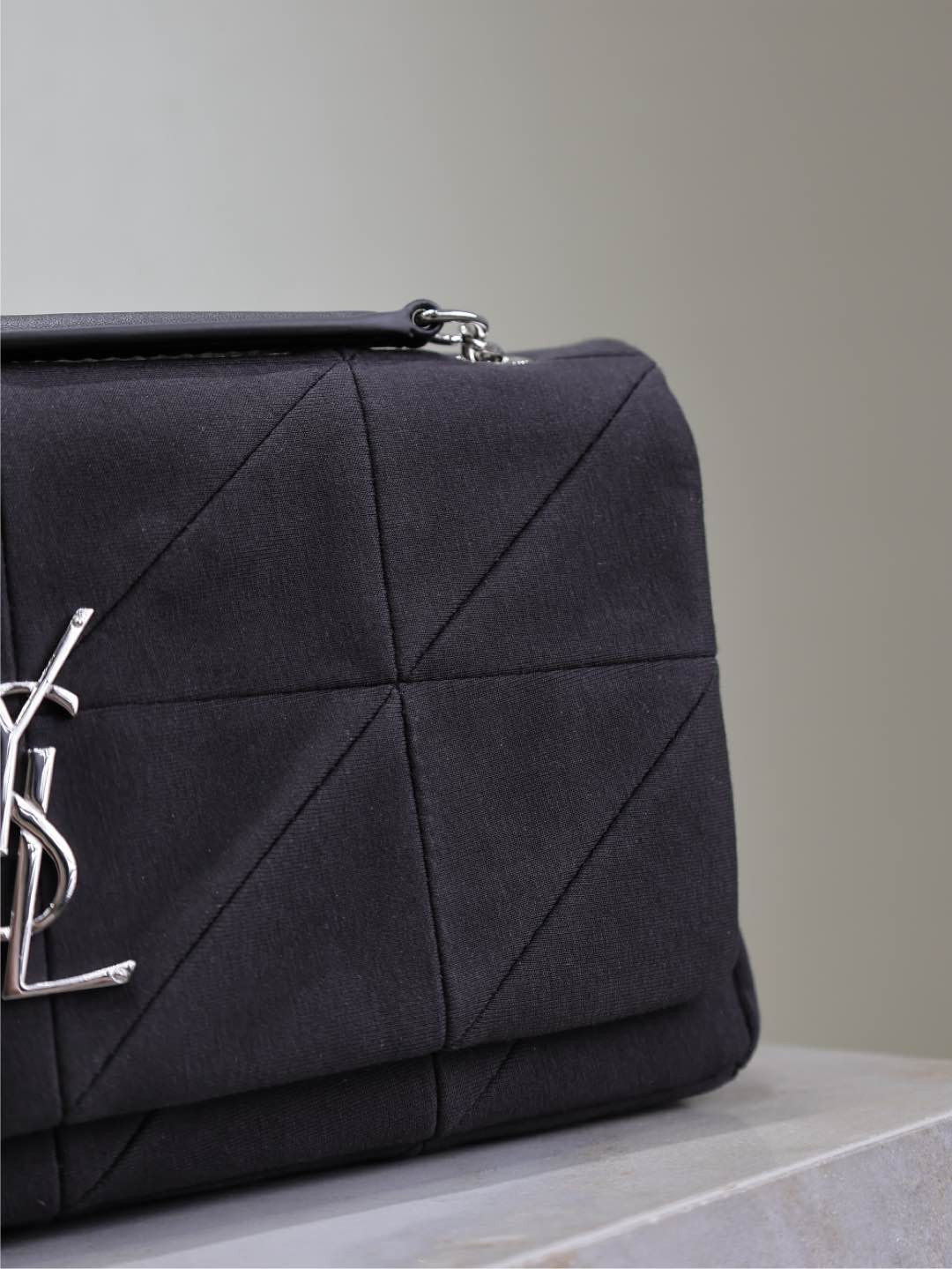 YSL Jamie Medium 25x15x7.5cm - Image 11