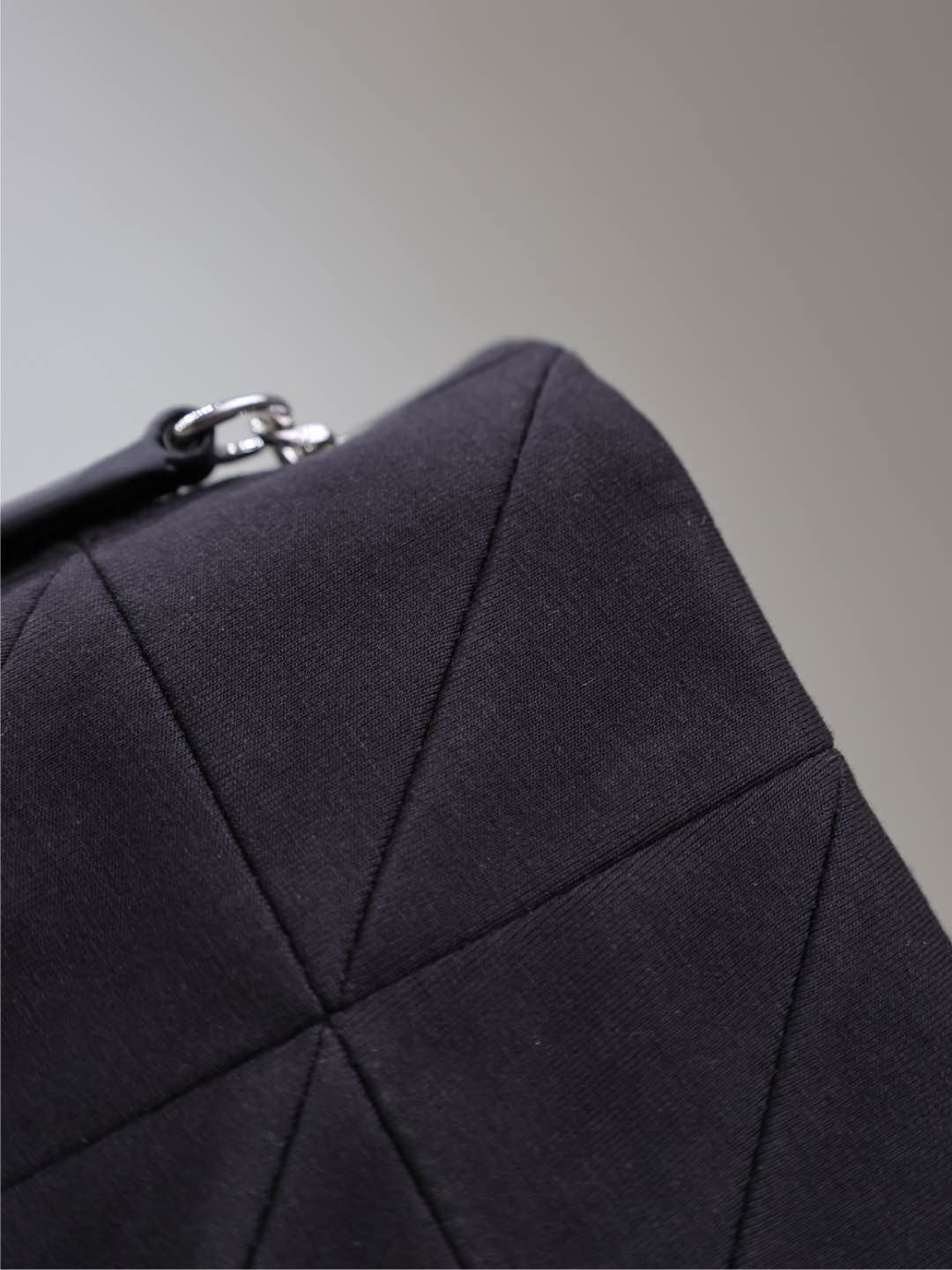 YSL Jamie Medium 25x15x7.5cm - Image 14