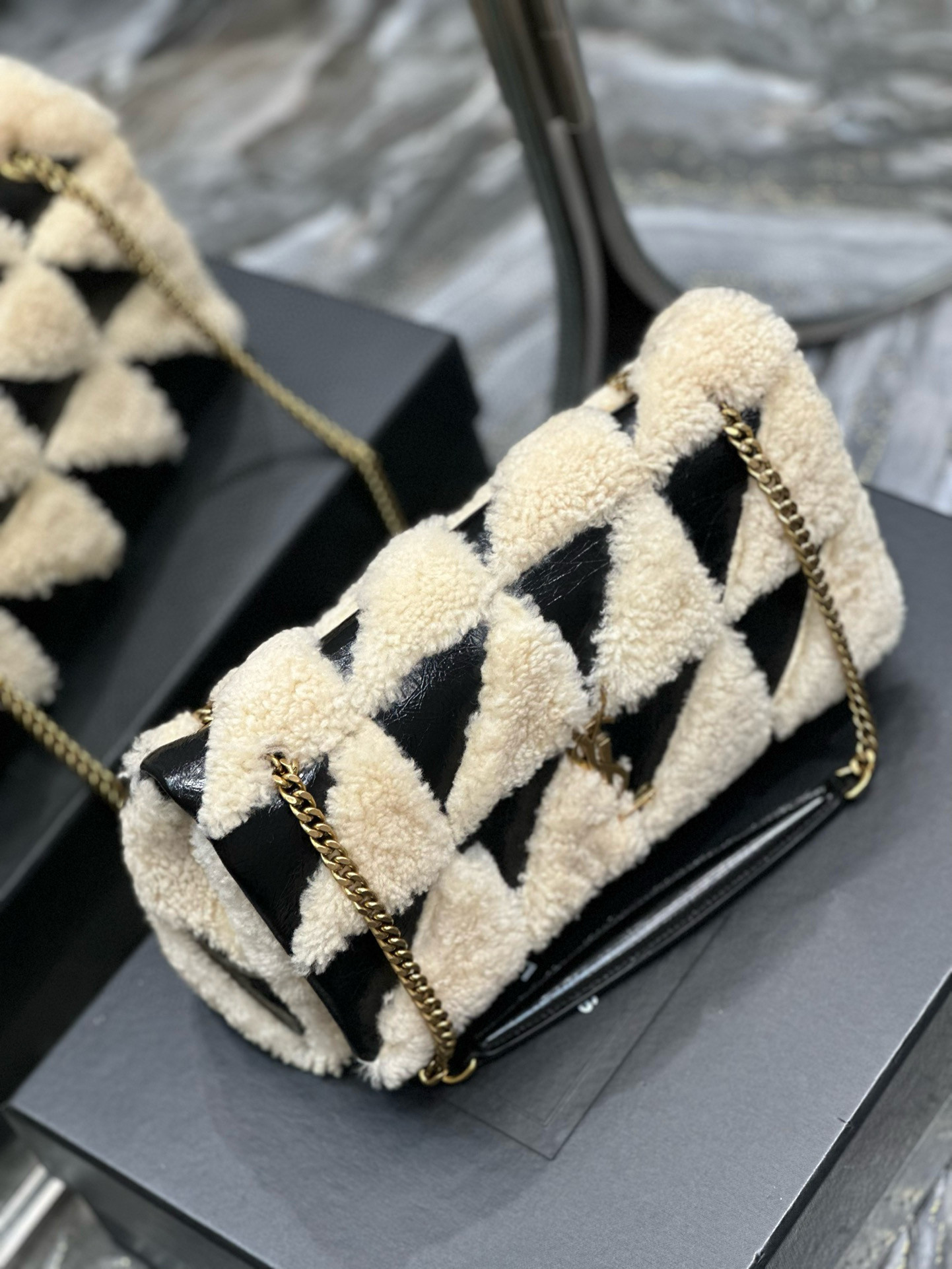 YSL Jamie Medium 25*15*7.5cm - Image 11