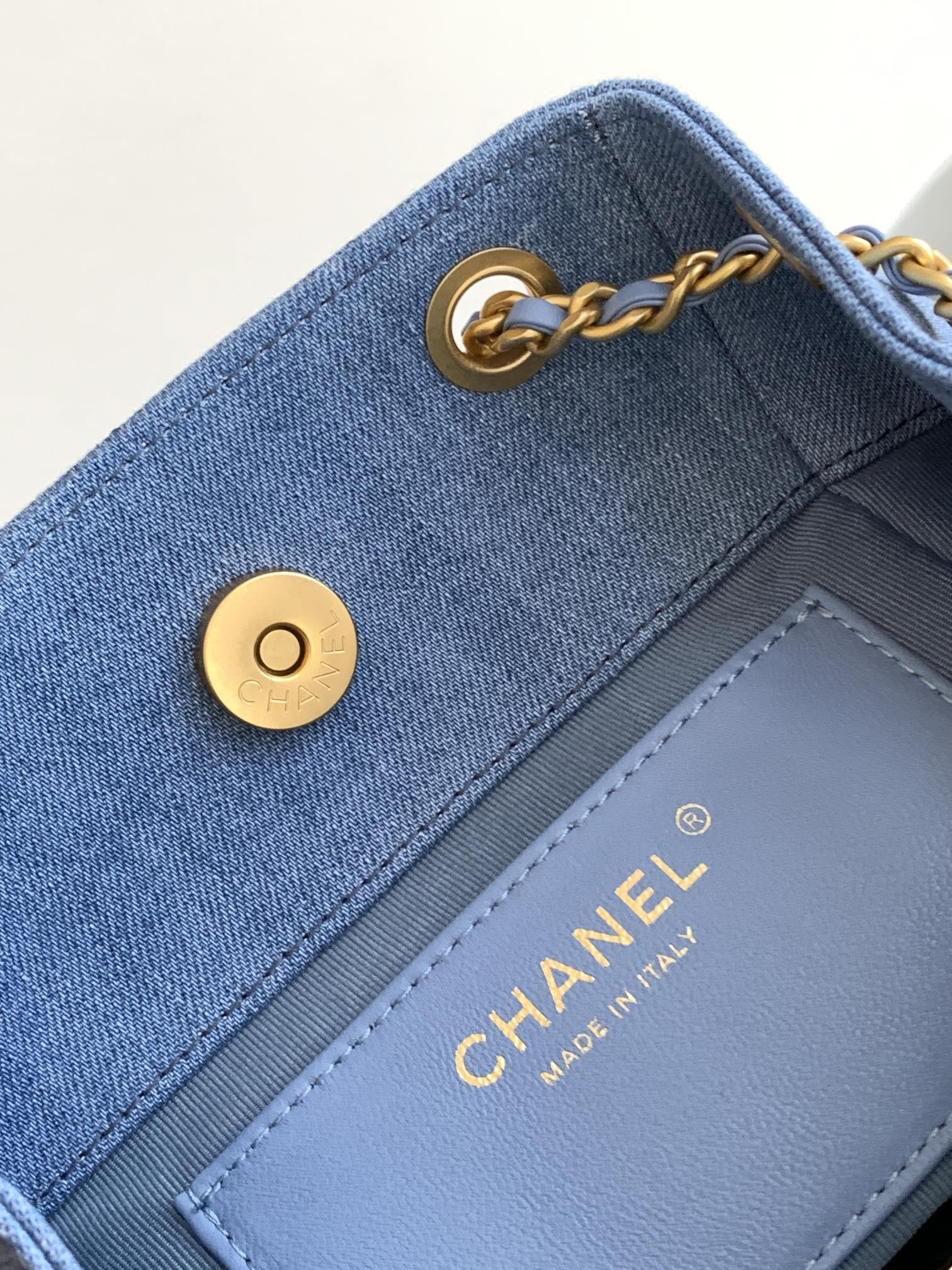 Chanel Backpack AS5310 (24.5x18x8cm) - Image 9