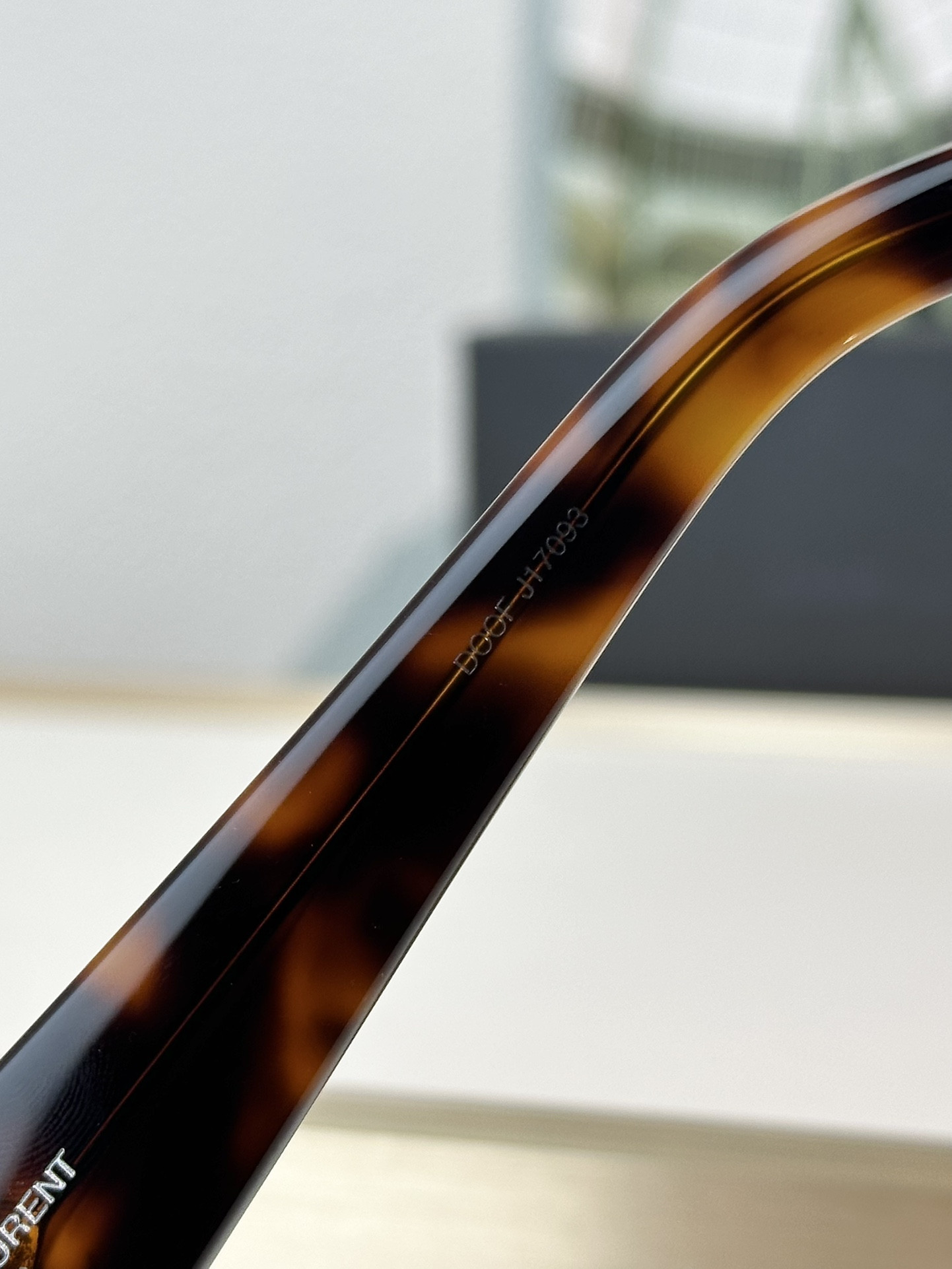 YSL Glasses SL740 52-21-135 - Image 16