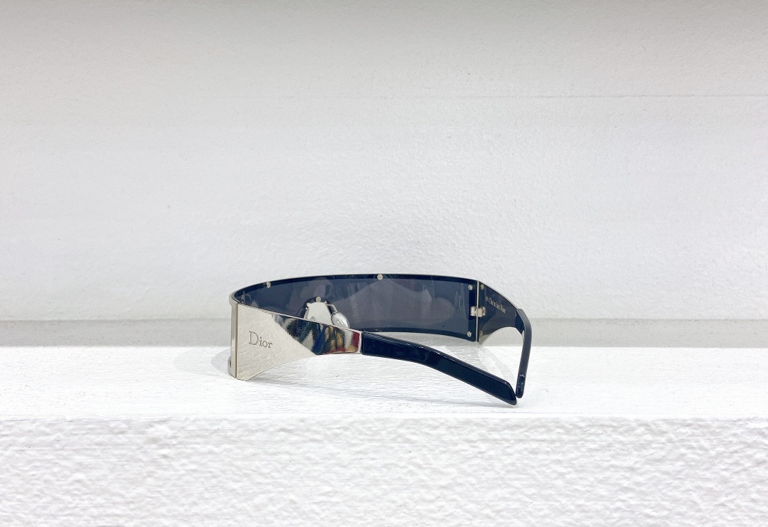 Dior Glasses PUNK 11 - Image 11