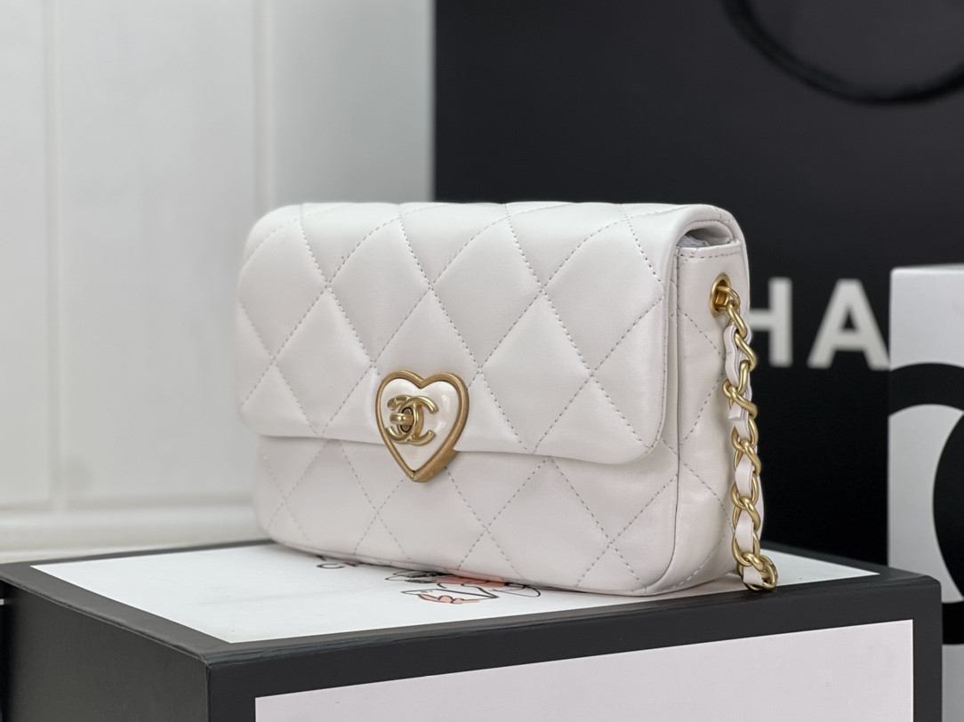 Chanel FLAP HANDBAG CF 21x14x6cm - Image 4