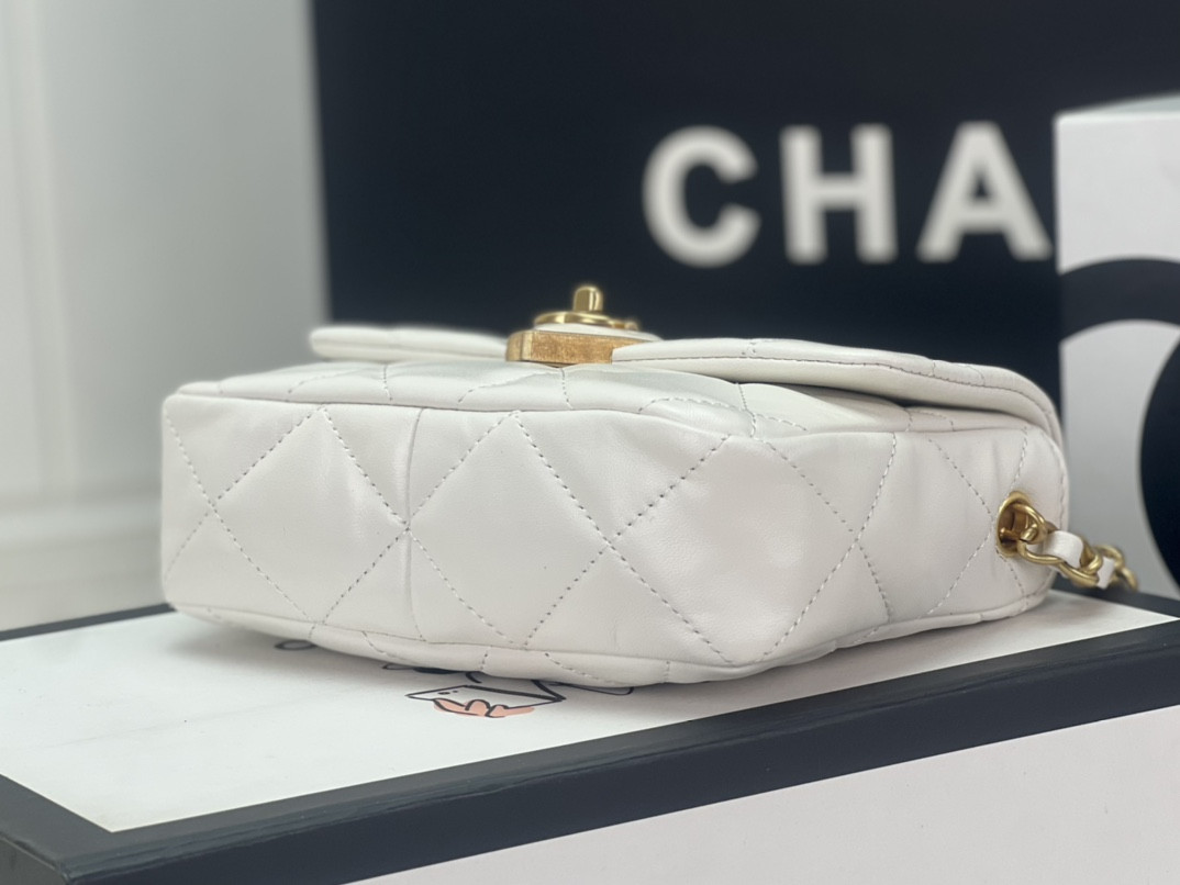 Chanel FLAP HANDBAG CF 18x13.5x5.5cm - Image 6
