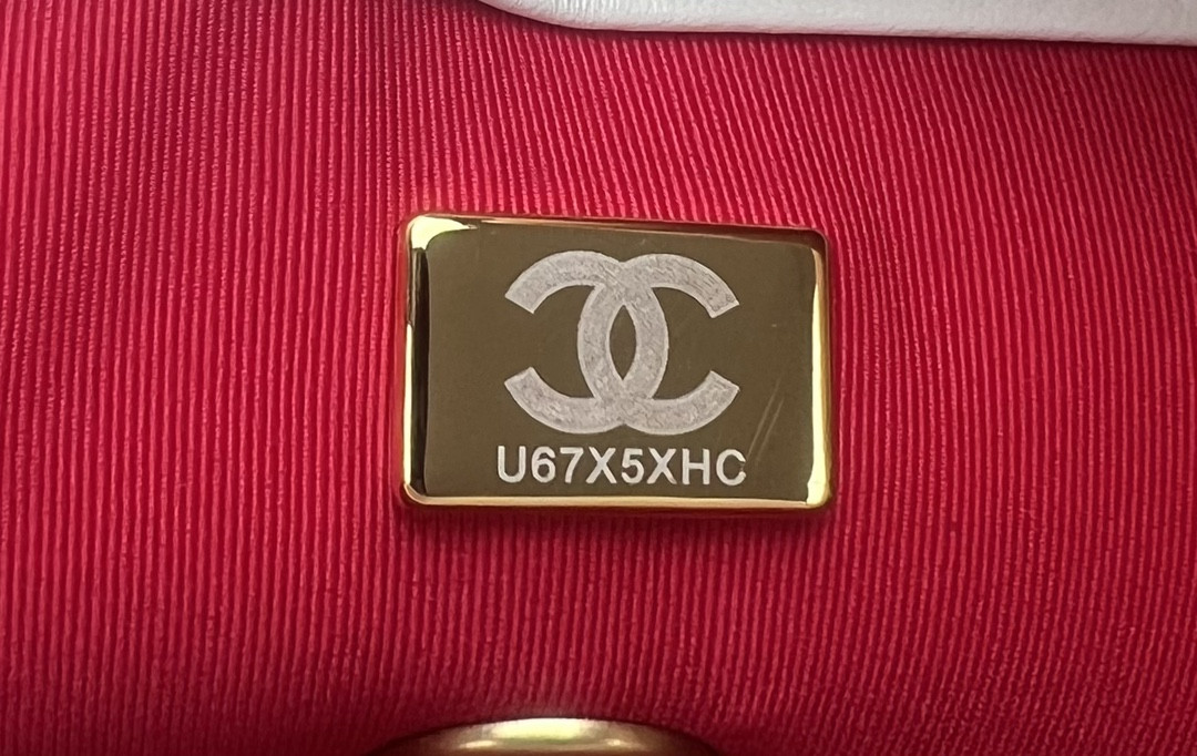 Chanel FLAP HANDBAG CF 18x13.5x5.5cm - Image 10