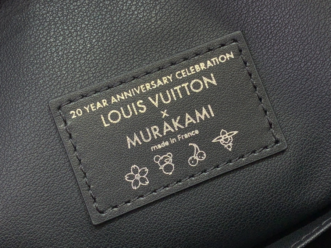 LV X TM SPEEDY SOFT 30 M13257 (30*21*17CM) - Image 9