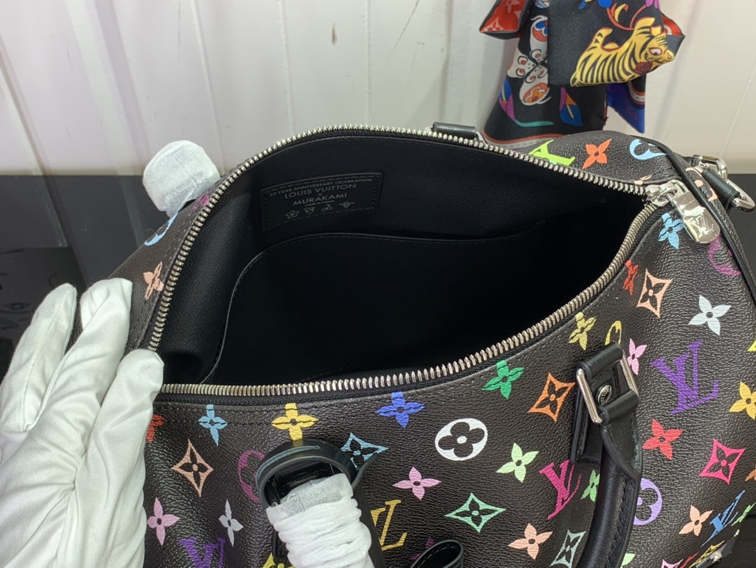 LV X TM SPEEDY SOFT 30 M13257 (30*21*17CM) - Image 10
