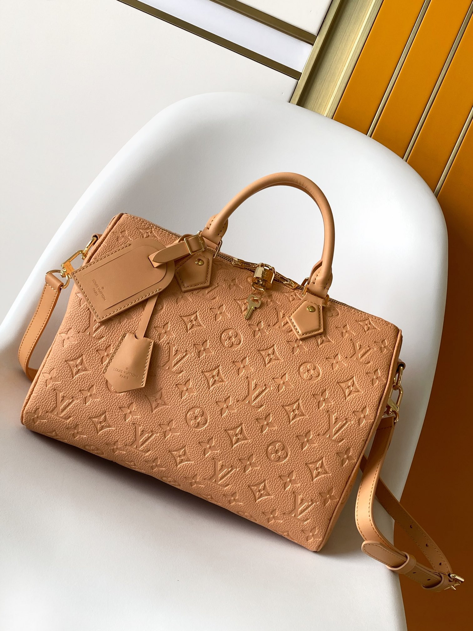 LV SPEEDY SOFT 30 M11323 (30*21*17cm) - Image 2