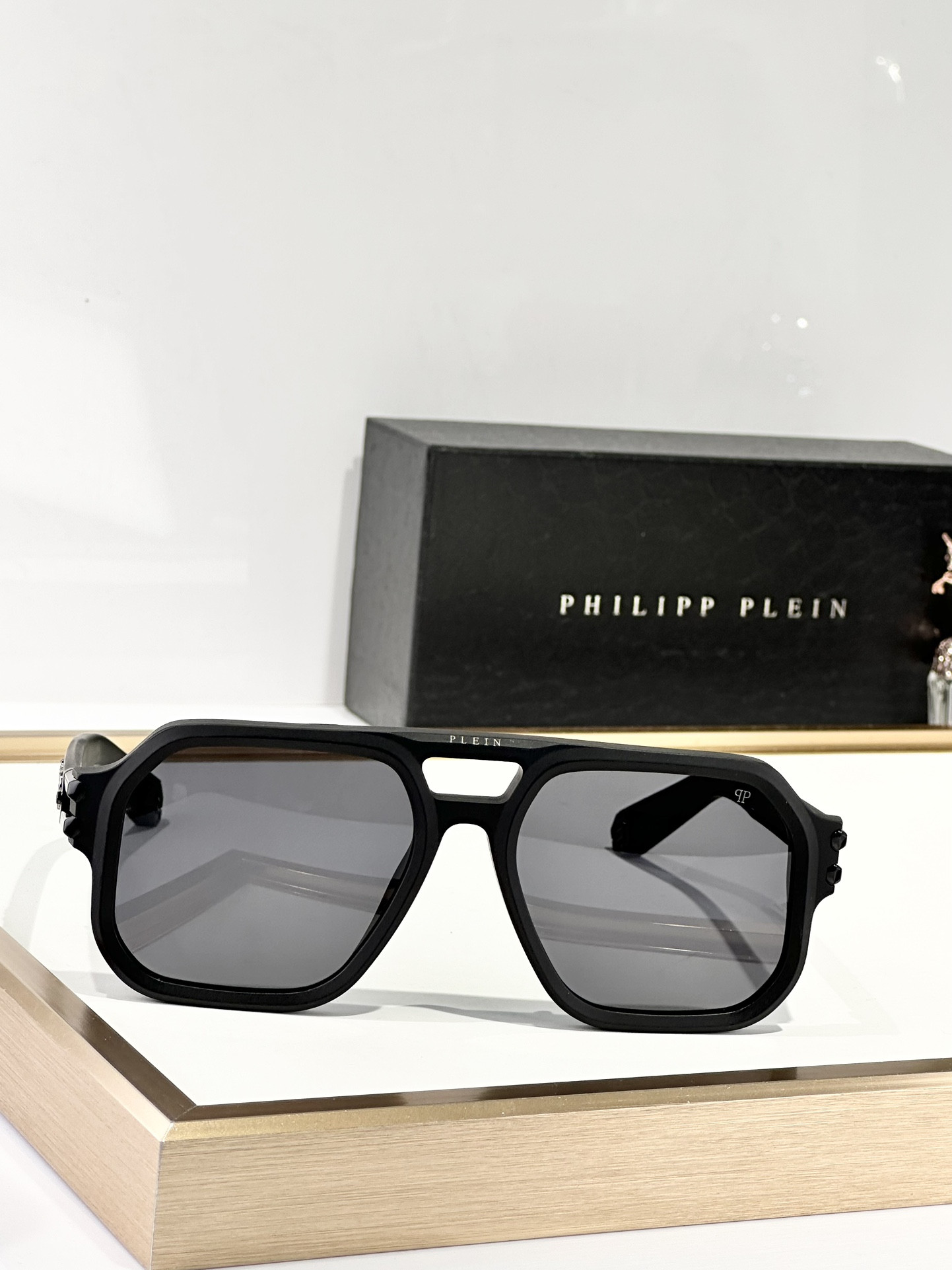Philipp Plein Glasses Spp138 57-22-145 - Image 10