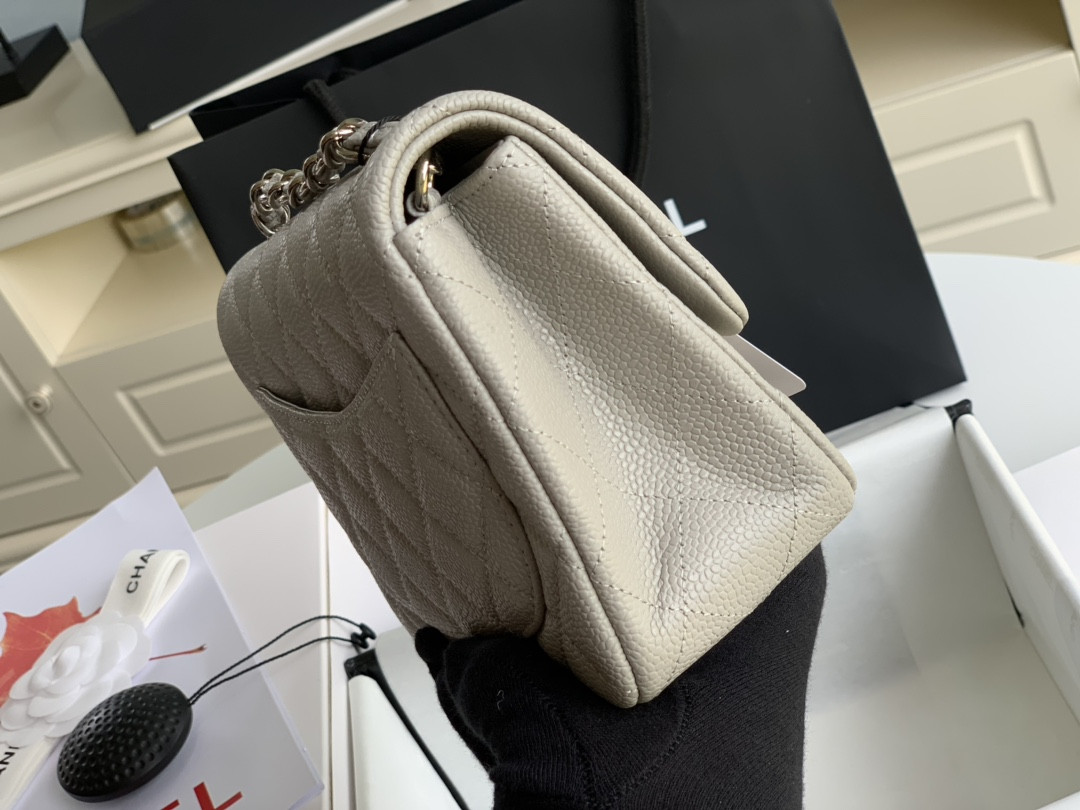 CHANEL mini CF 17cm - Image 5