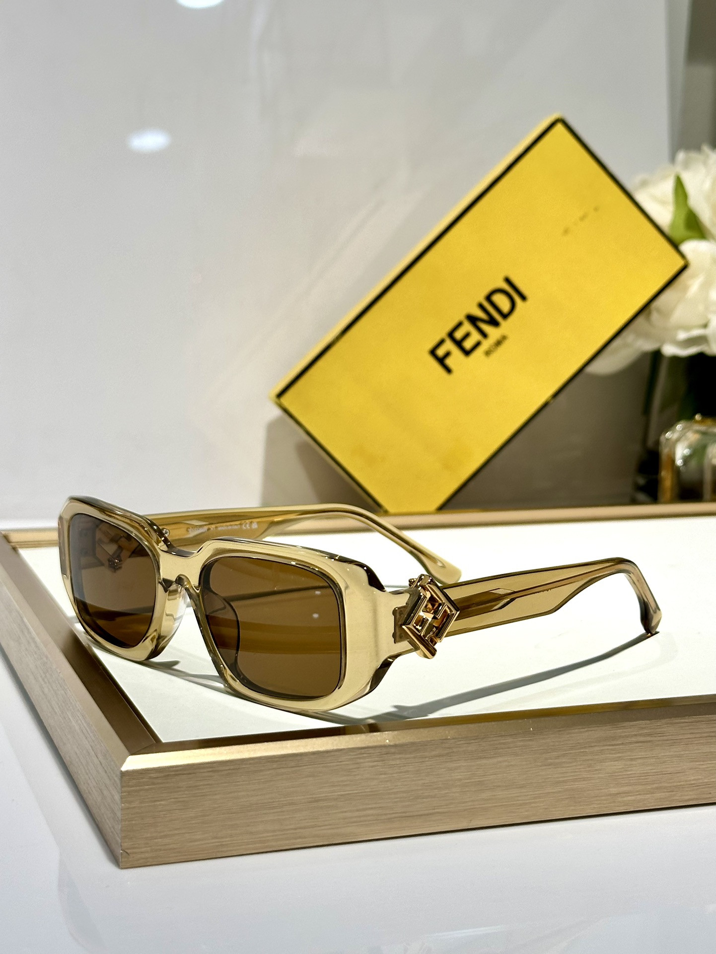 Fendi Glasses FE40151U 50-21-135 - Image 7