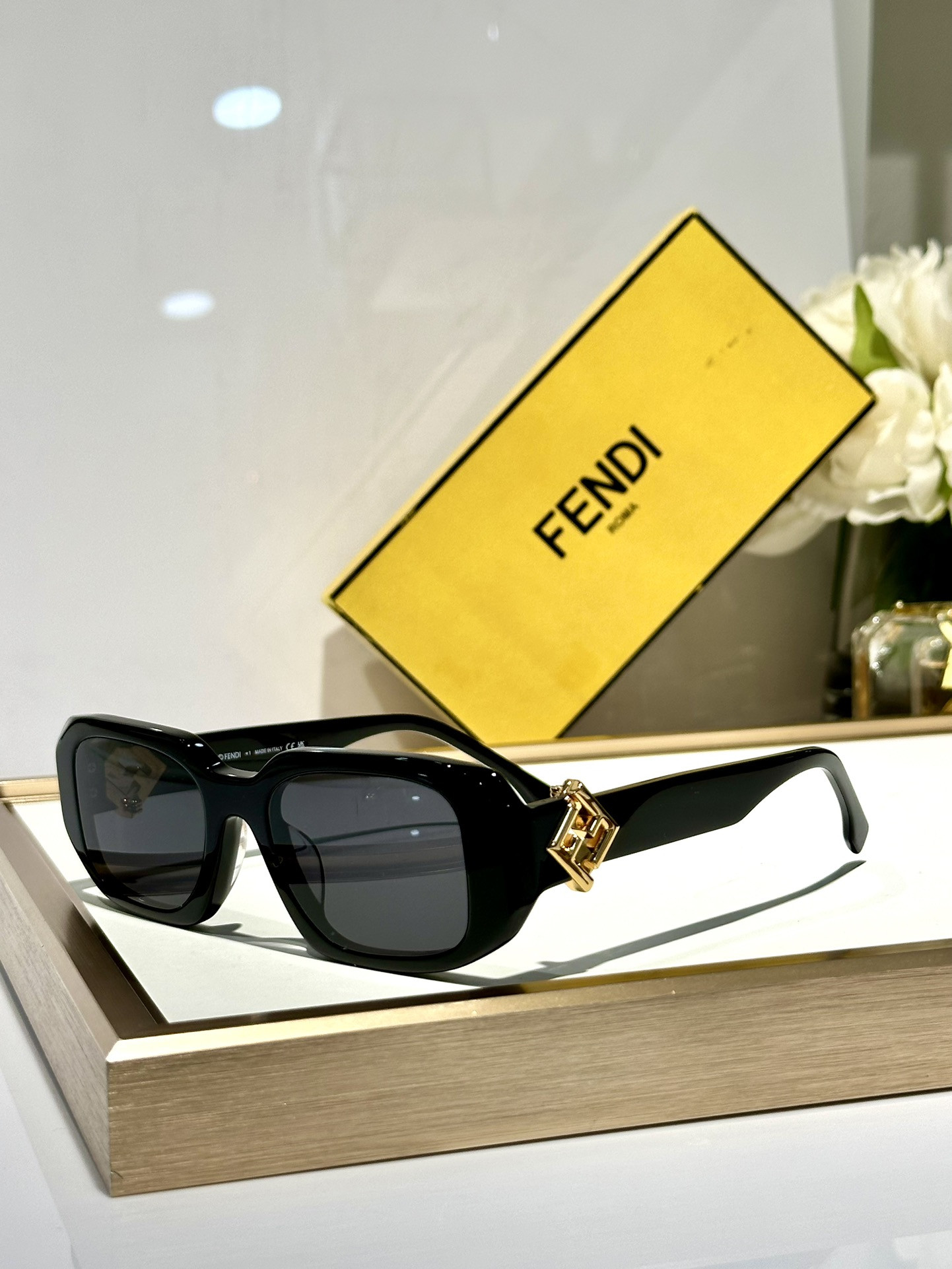 Fendi Glasses FE40151U 50-21-135 - Image 6